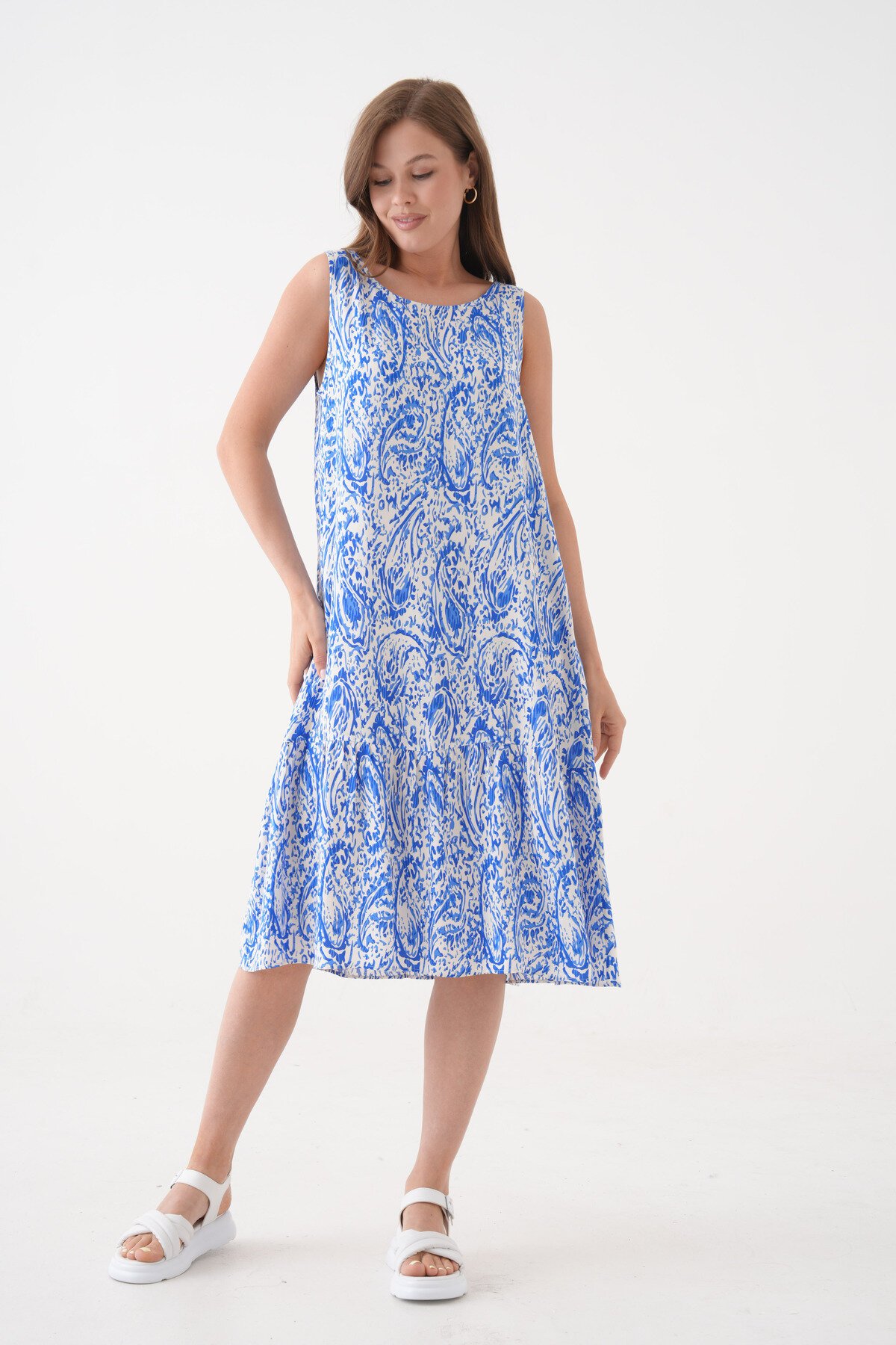 Kadın Bisiklet Yaka Kolsuz Eteği Volanlı Yazlık Desenli Büyük Beden Curve Dokuma Elbise