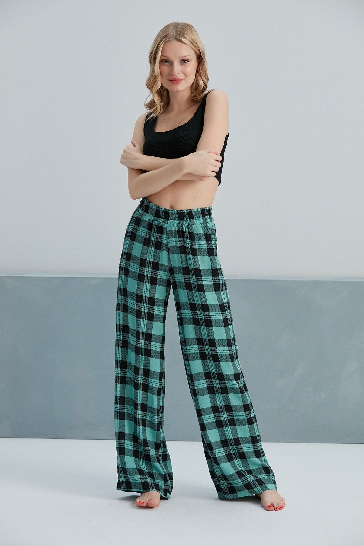 Kadın Dokuma Viskon Dama Desenli Cepli Büyük Beden Kalıp Beli Lastikli Salaş Pantolon