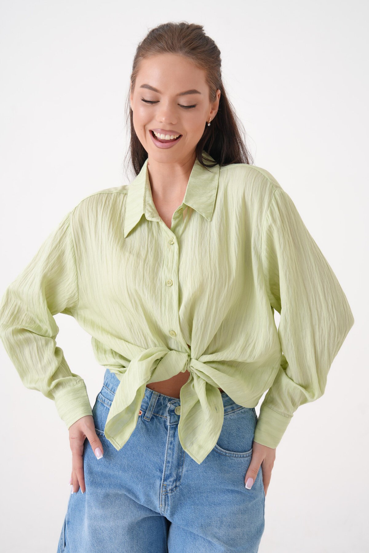 Kadın Gömlek Yaka Önü Düğmeli Düz Uzun Kol Rahat Kalıp Curve Büyük Bedeb Yazlık Gömlek