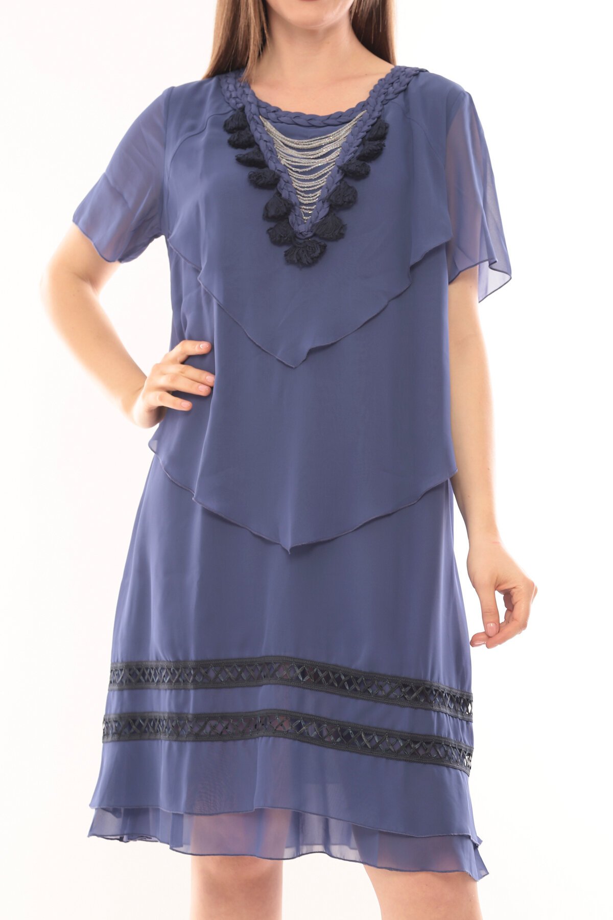 Kadın İthal Büyük Beden Püskül Zincir Detaylı Şifon Yarım Kol Astarlı Büyük Beden Elbise