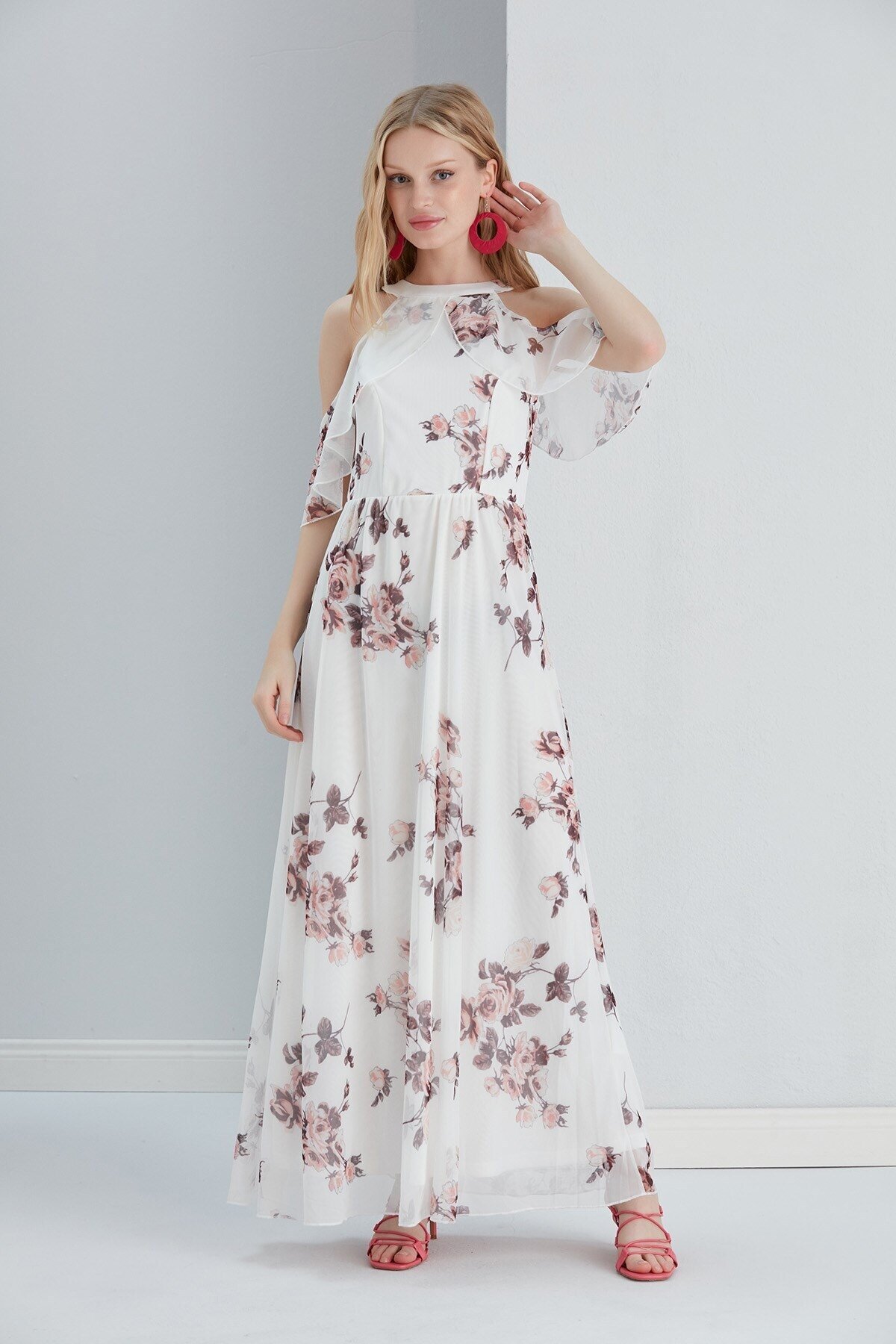 Kadın Tül Detaylı Omzu Açık Şık Rahat Kalıp Büyük Beden Abiye Elbise