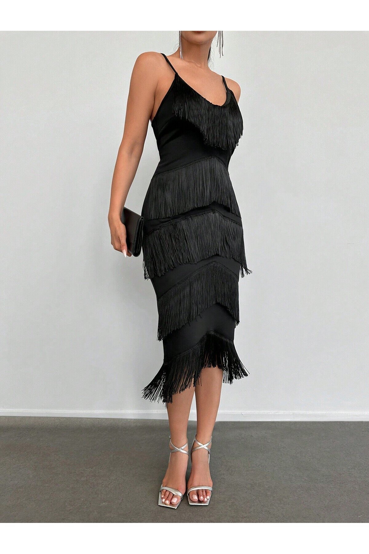Kadın Askılı Püsküllü Şık Abiye Siyah Gece Elbisesi
