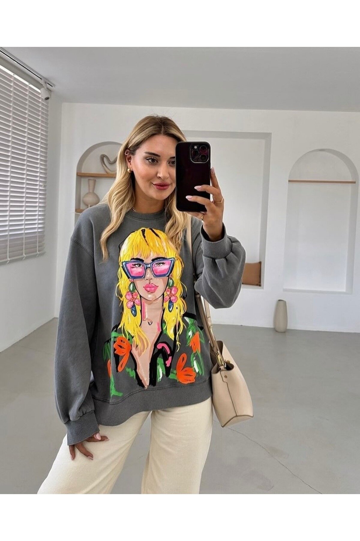 Kadın Bisiklet Yaka Dijital Baskı Comfort Renkli Desenli Sweatshirt