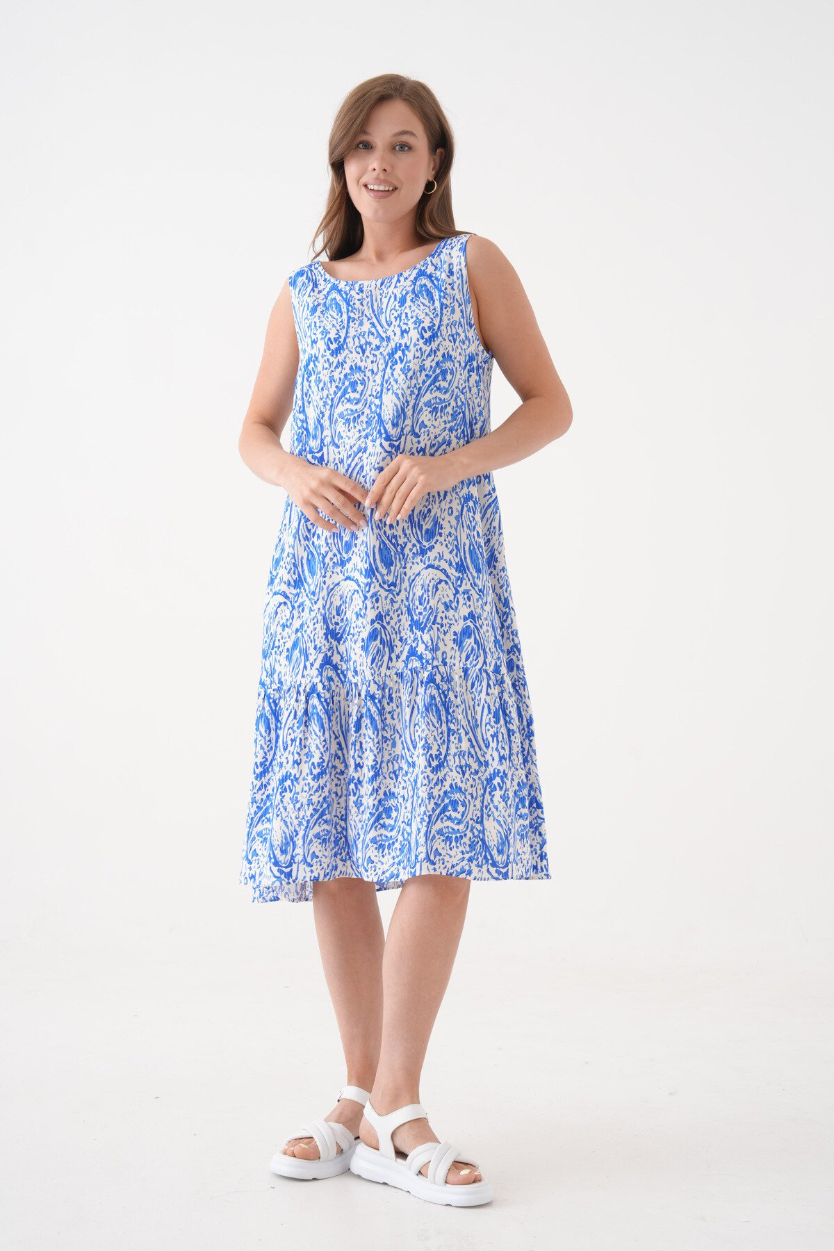 Kadın Bisiklet Yaka Kolsuz Eteği Volanlı Yazlık Desenli Büyük Beden Curve Dokuma Elbise