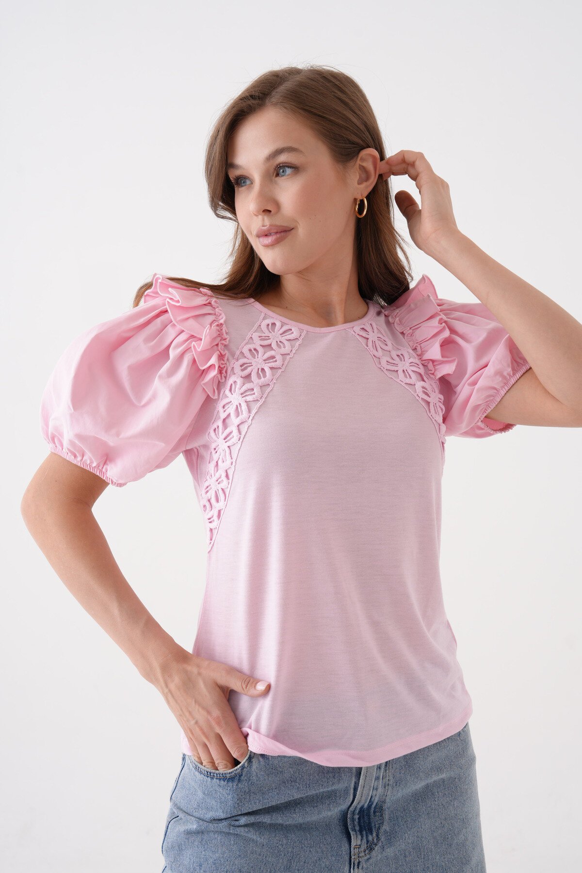 Kadın Bisiklet Yaka Volanlı Karpuz Kol Güpür Detaylı Spor Şık Çiçek Güpürlü Bluz