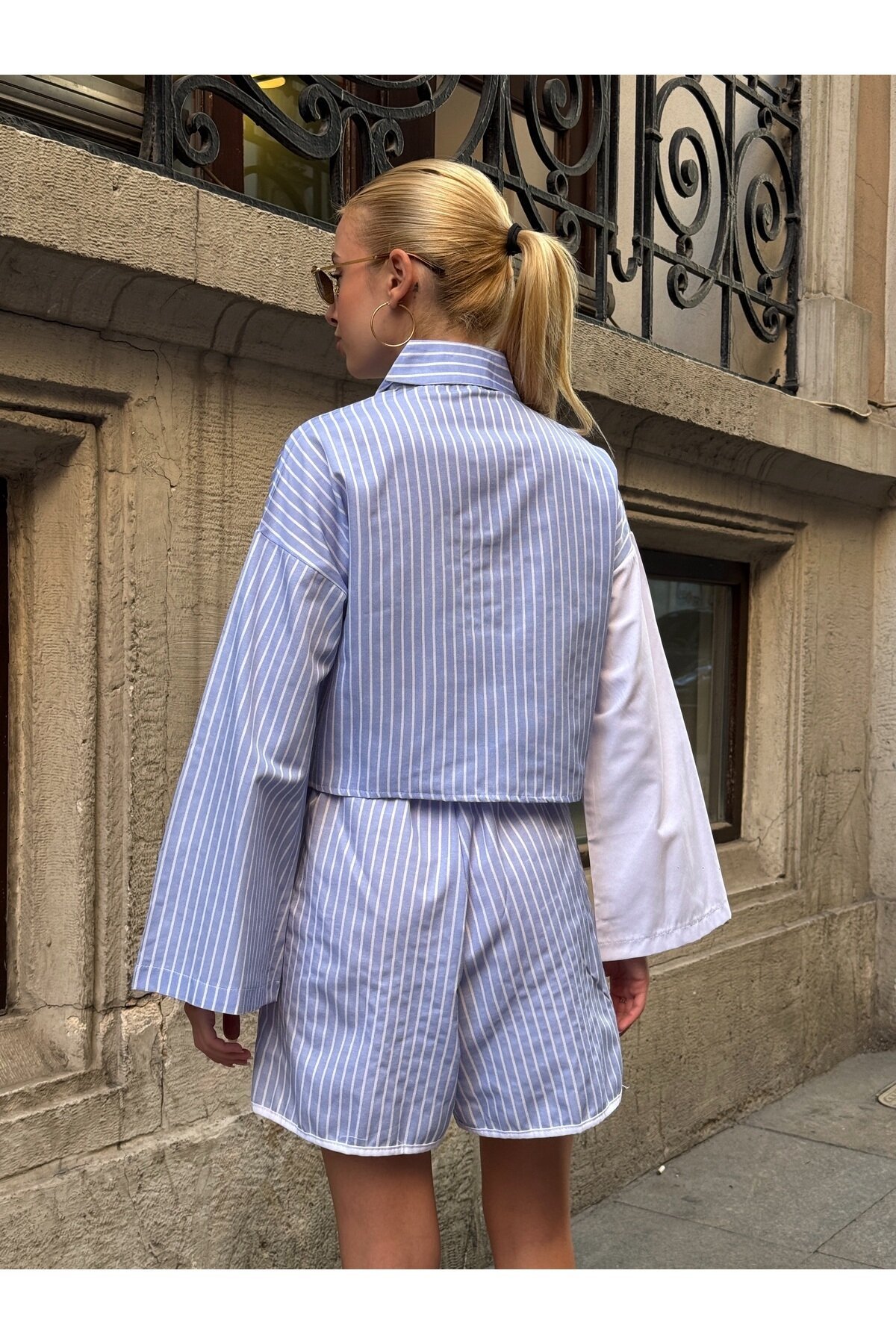 Kadın Çizgili Asimetrik Kesim İspanyol Kol Önden Düğmeli Spor Şık Tasarım Etek Şort Gömlek Takım