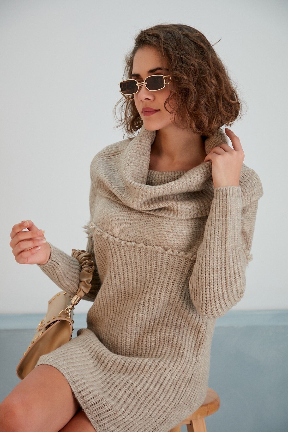 Kadın Degaje Yaka Saçak Detaylı Spor Şık Kahverengi Triko Tunik Bluz