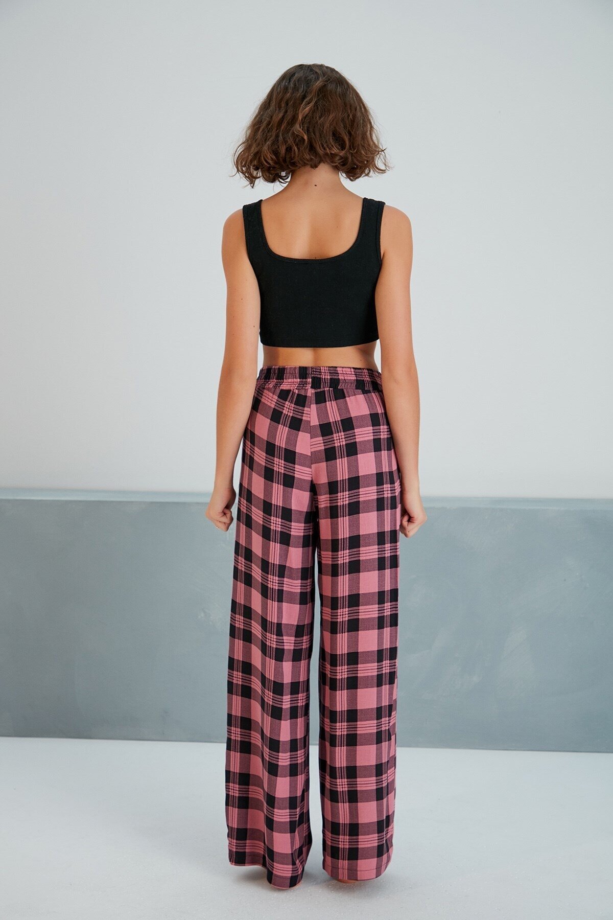 Kadın Dokuma Viskon Dama Desenli Cepli Büyük Beden Kalıp Beli Lastikli Salaş Pantolon