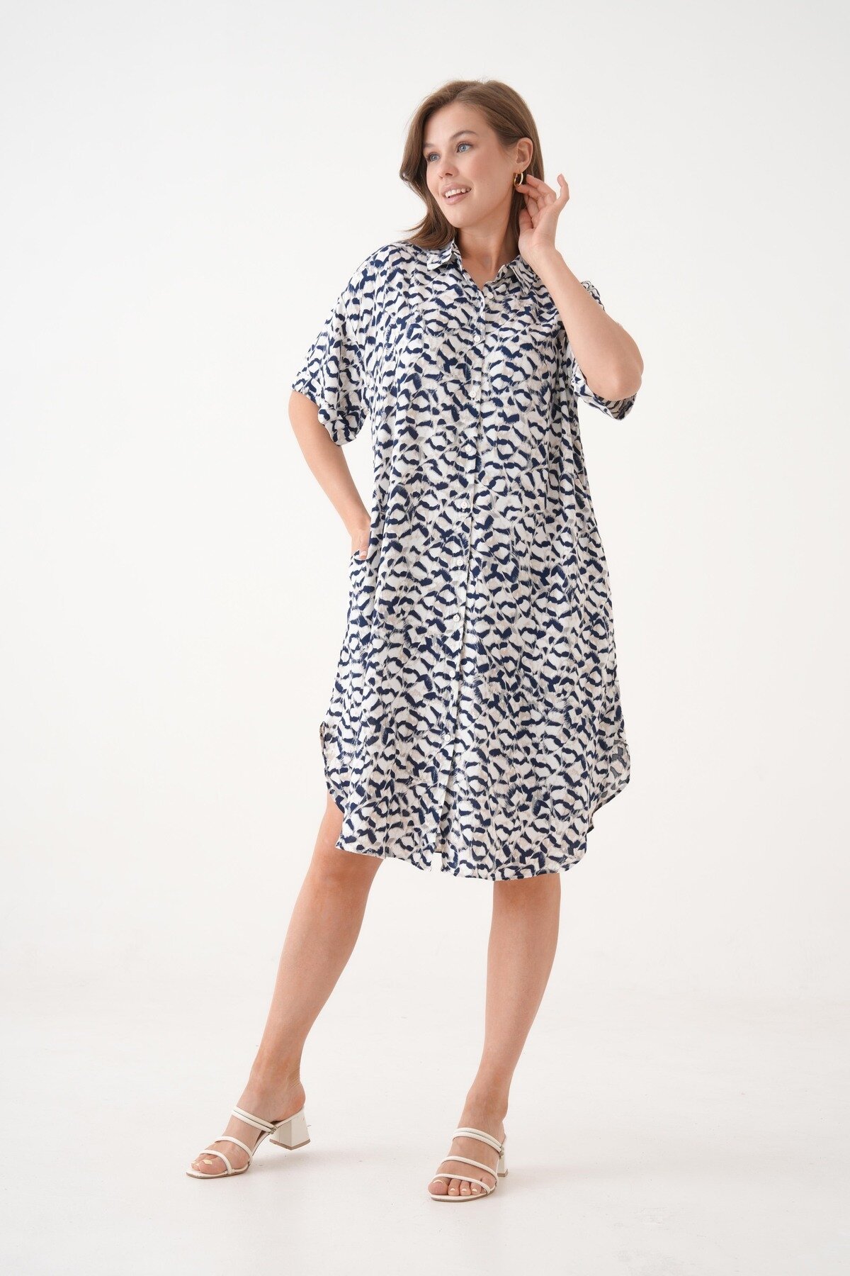 Kadın Gömlek Yaka Önden Düğmeli Kısa Kol Yazlık Desenli Büyük Beden Curve Yazlık Dokuma Elbise