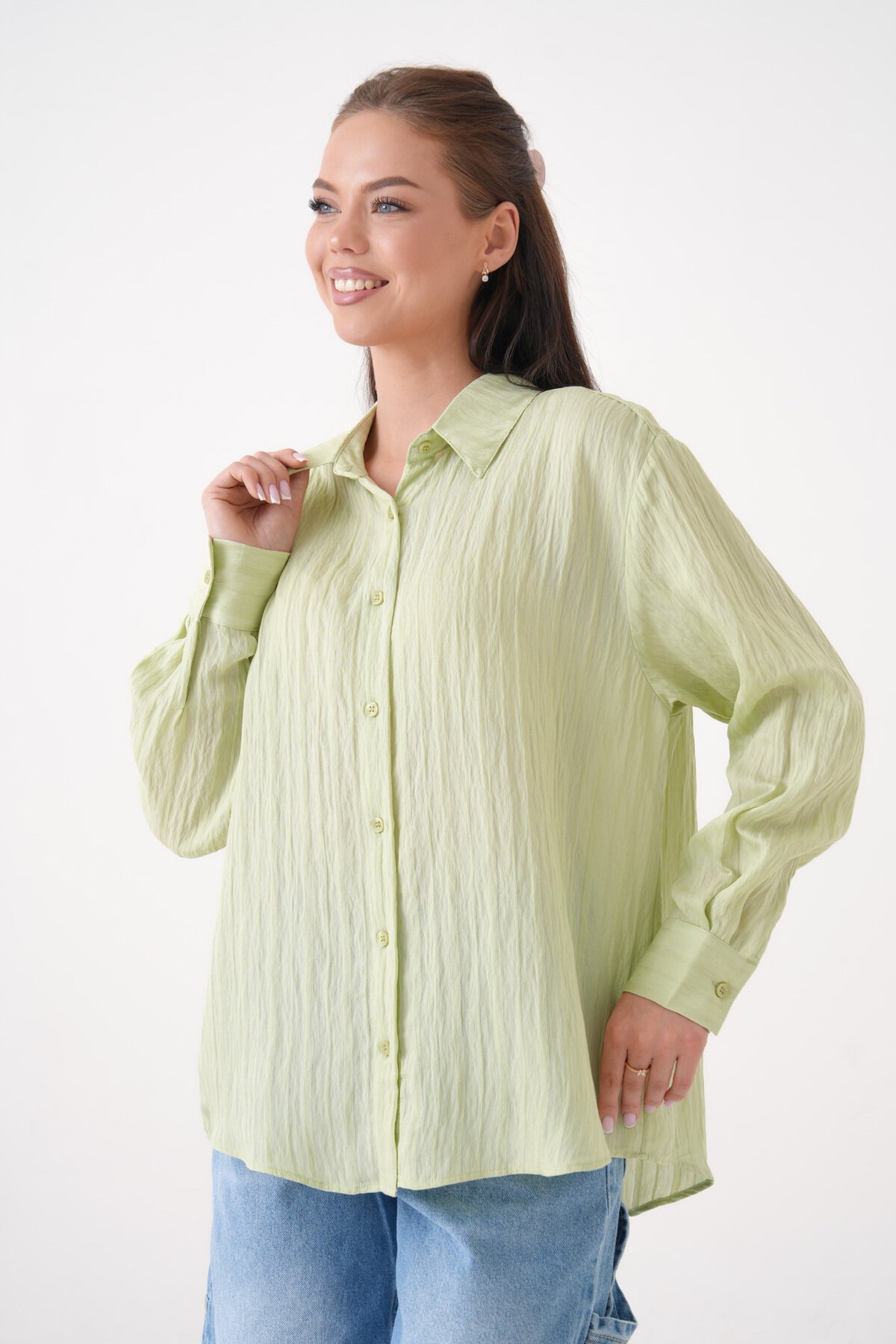 Kadın Gömlek Yaka Önü Düğmeli Düz Uzun Kol Rahat Kalıp Curve Büyük Bedeb Yazlık Gömlek