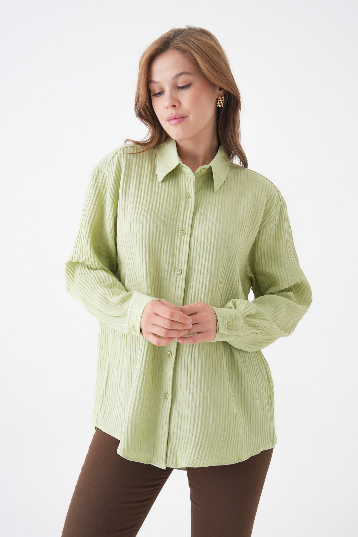 Kadın Gömlek Yaka Önü Düğmeli Düz Uzun Kol Rahat Kalıp Curve Büyük Bedeb Yazlık Gömlek