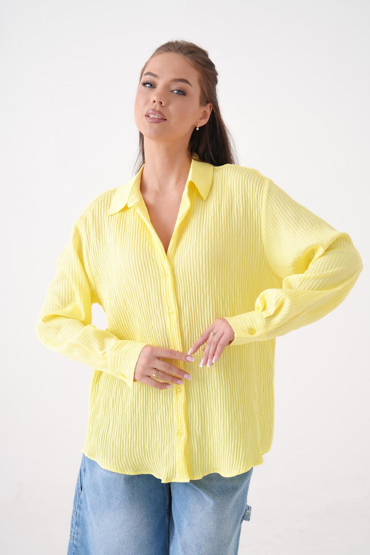 Kadın Gömlek Yaka Önü Düğmeli Düz Uzun Kol Rahat Kalıp Curve Büyük Bedeb Yazlık Gömlek