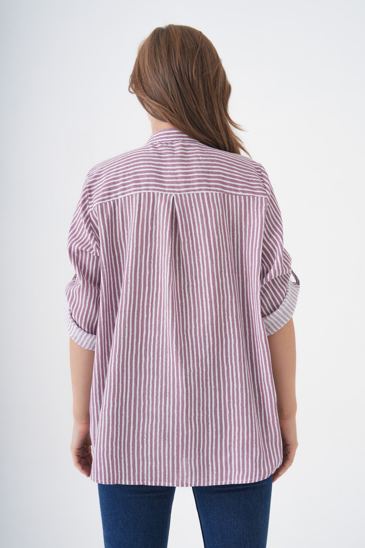 Kadın Hakim Yaka Geniş Kalıp Tesettüre Uygun Çizgili Spor Şık Curve Gömlek