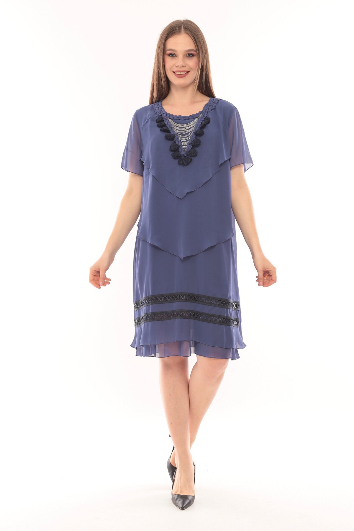 Kadın İthal Büyük Beden Püskül Zincir Detaylı Şifon Yarım Kol Astarlı Büyük Beden Elbise