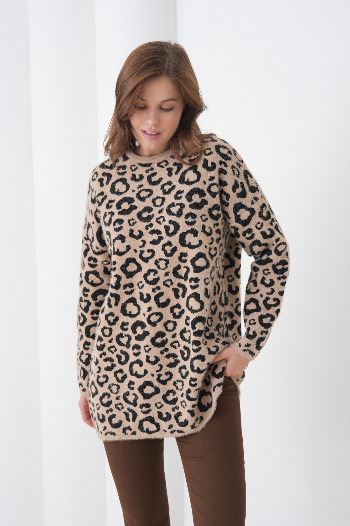 Kadın Leopar Desenli Uzun Kollu Bisiklet Yaka Spor Şık Kışlık Triko Kazak