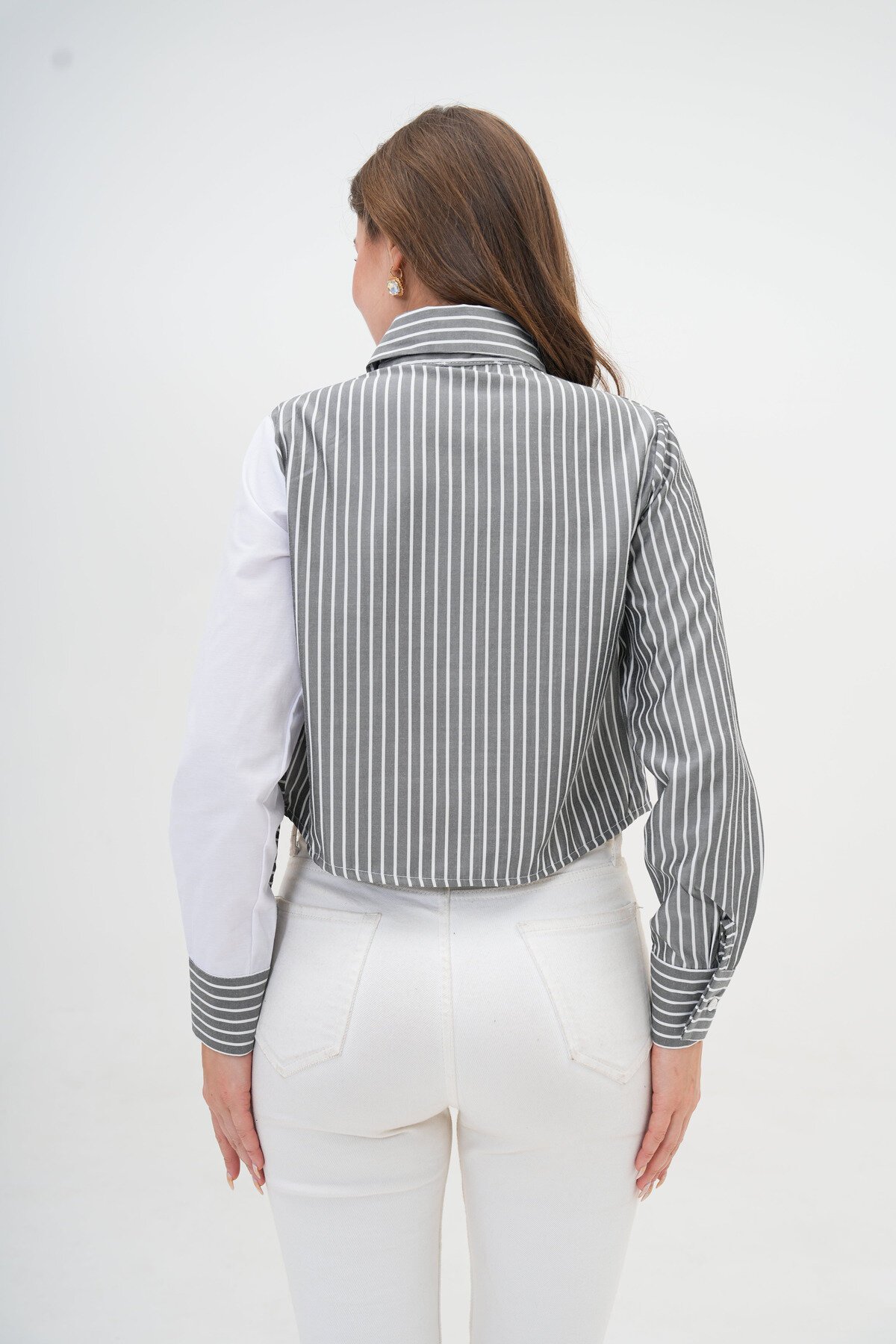 Kadın Özel Tasarım Yaka Kol Düğmeli Çizgi Garnili Crop Boy Bluz Gömlek