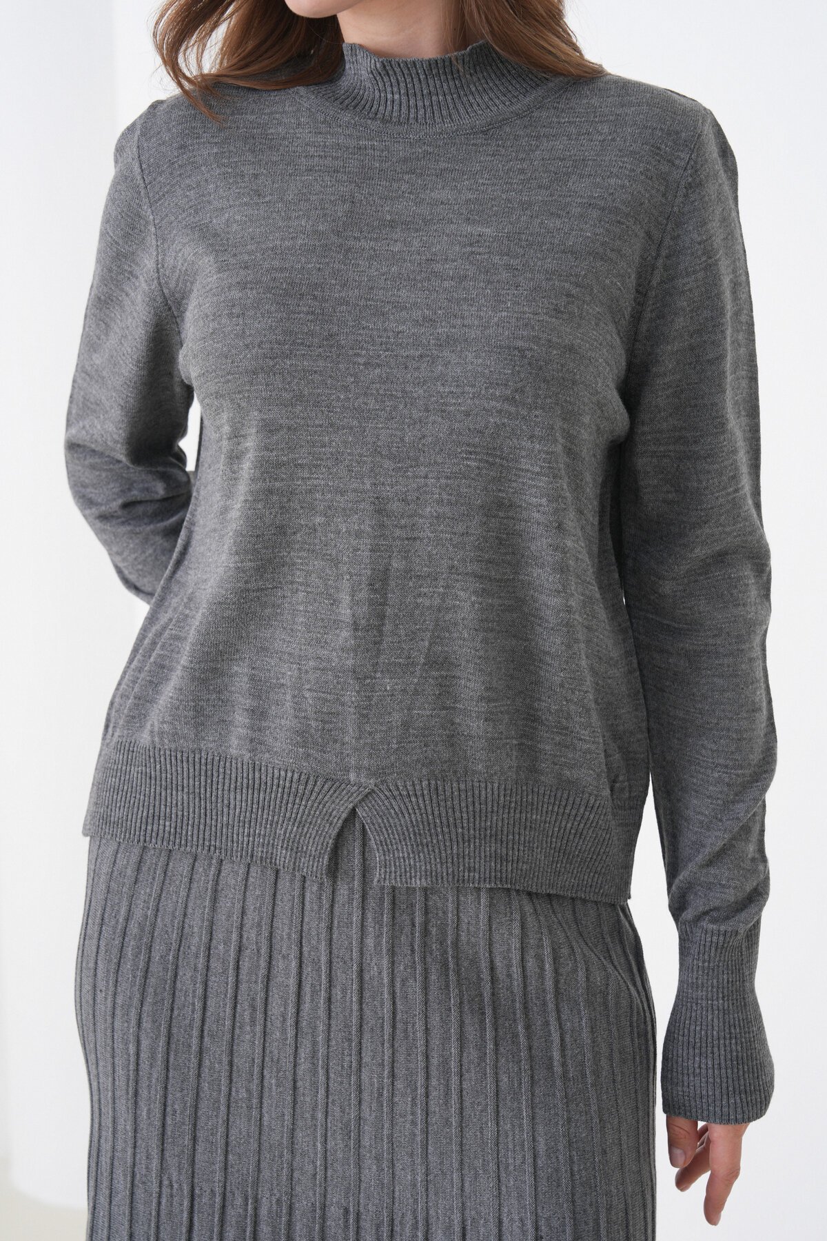 Kadın Pileli Etek Kazağı V Tasarım Tesettüre Uygun Örgü Triko Etek Kazak Takım