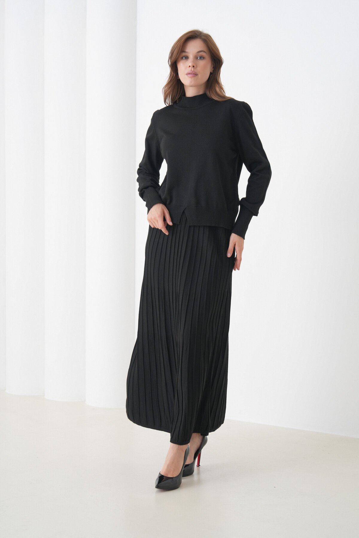 Kadın Pileli Etek Kazağı V Tasarım Tesettüre Uygun Örgü Triko Etek Kazak Takım