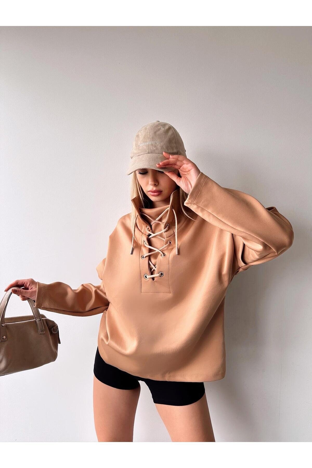 Kadın Tasarım Bağcıklı Yaka Super Şık Trend Scuba Sweatshirt