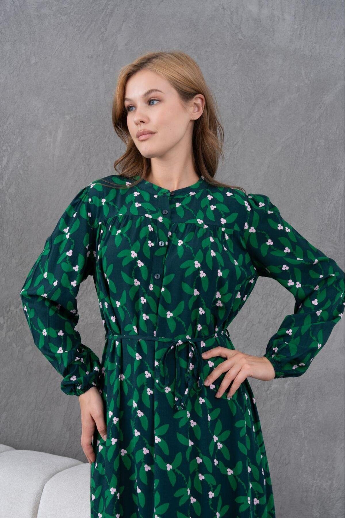 Kadın Tesettüre Uygun Desenli Uzun Kol Beli Bağcıklı Maxi Boy Rahat Büyük Beden Şık Pamuk Elbise