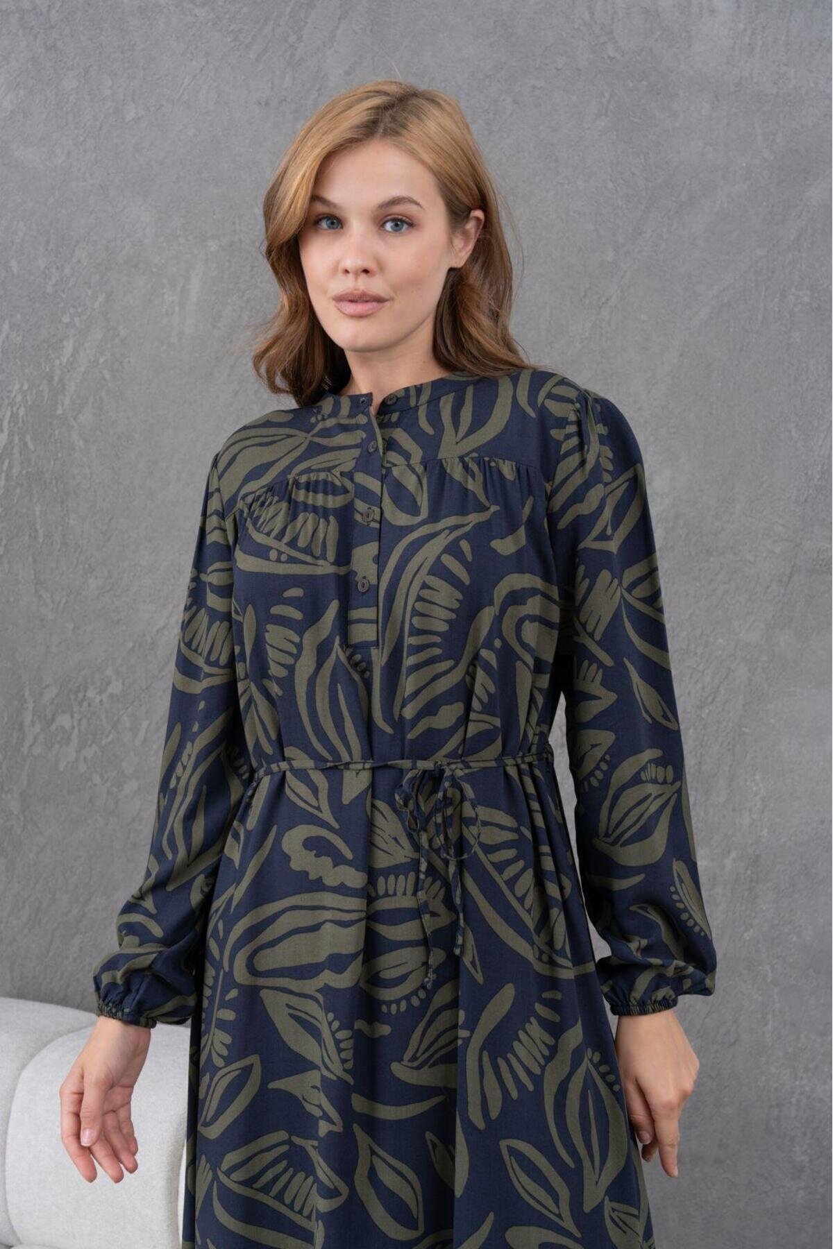 Kadın Tesettüre Uygun Desenli Uzun Kol Beli Bağcıklı Maxi Boy Rahat Büyük Beden Şık Pamuk Elbise