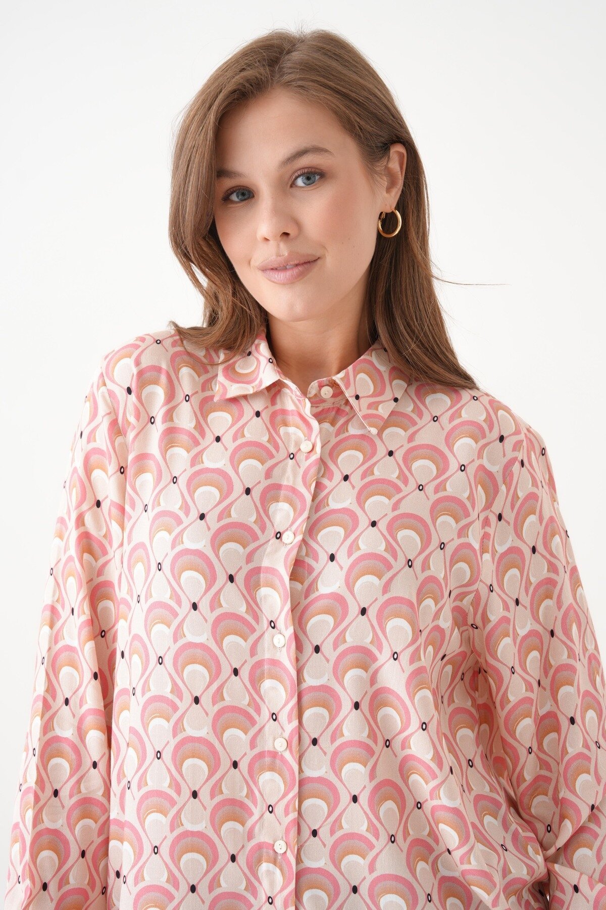 Kadın Tesettüre Uygun Desenli Uzun Kol Pamuk Şık Büyük Beden Desenli Curve Rahat Gömlek