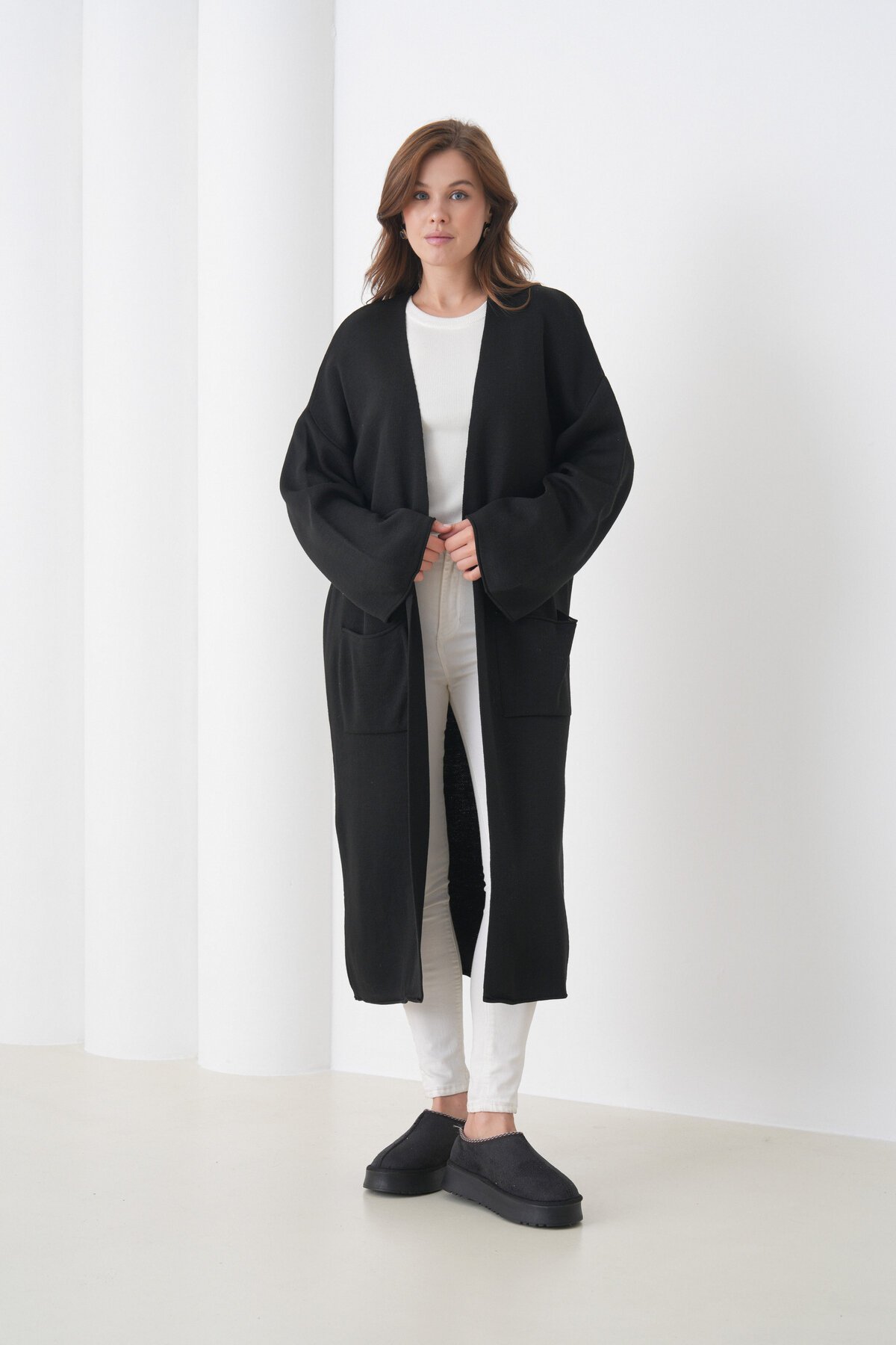 Kadın Tesettüre Uygun Maxi Boy Uzun Kol Cepli Spor Şık Triko Ceket