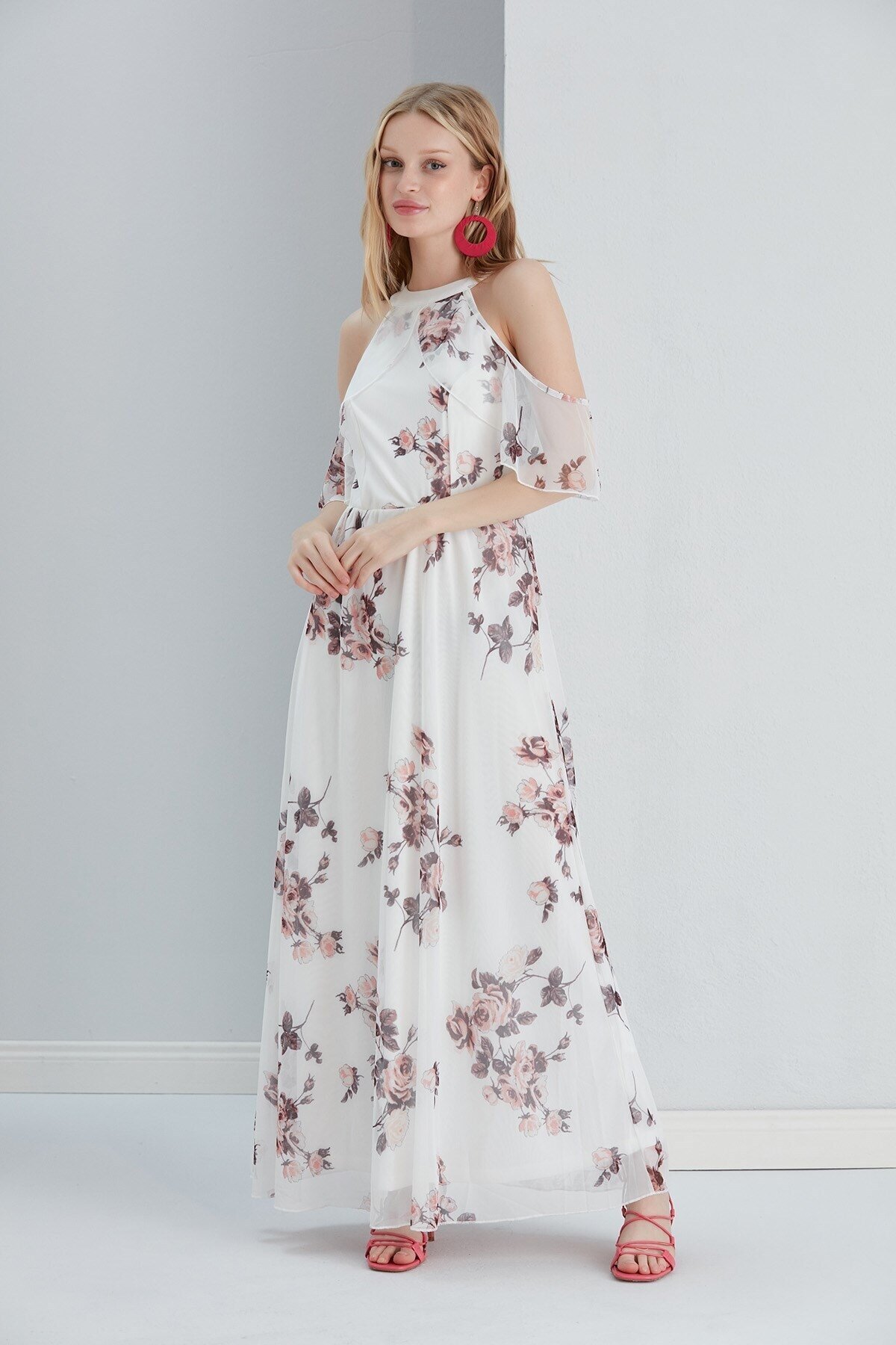 Kadın Tül Detaylı Omzu Açık Şık Rahat Kalıp Büyük Beden Abiye Elbise