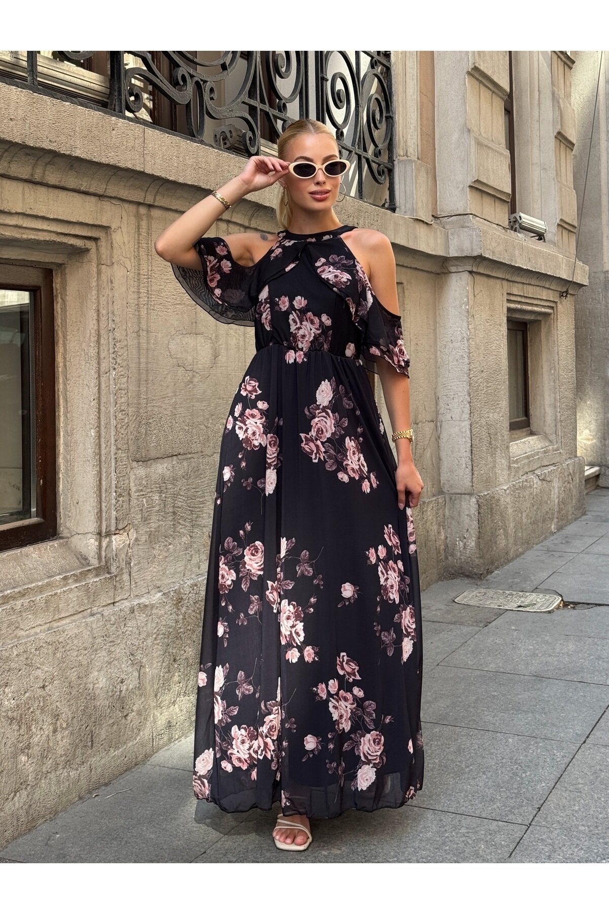 Kadın Tül Detaylı Omzu Açık Şık Rahat Kalıp Büyük Beden Abiye Elbise