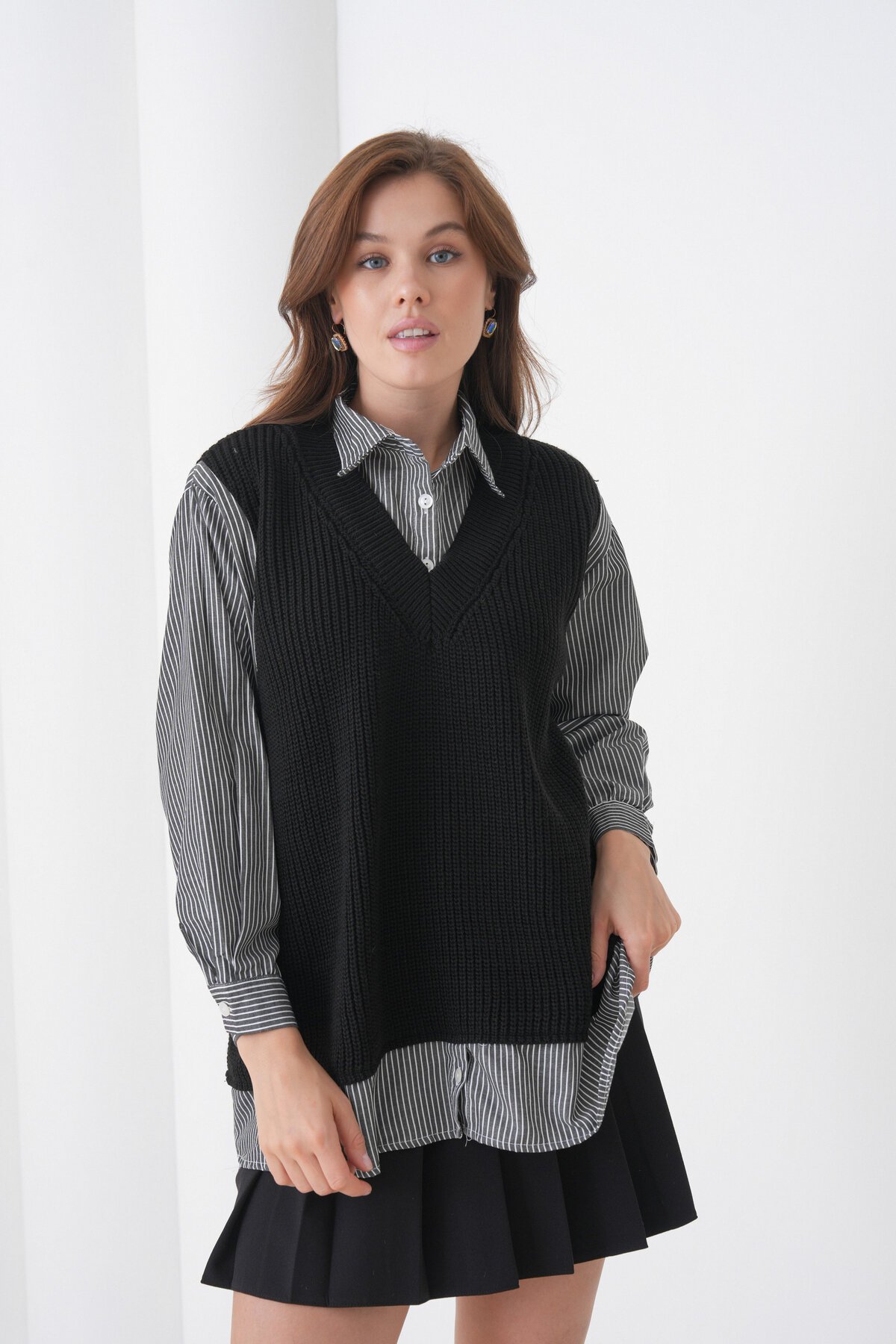 Kadın Uzun Kol Gömlek Yaka İçi Gömlekli Triko Yelekli Spor Şık Gömlek Kazak