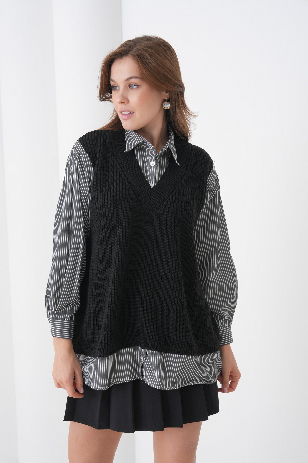 Kadın Uzun Kol Gömlek Yaka İçi Gömlekli Triko Yelekli Spor Şık Gömlek Kazak