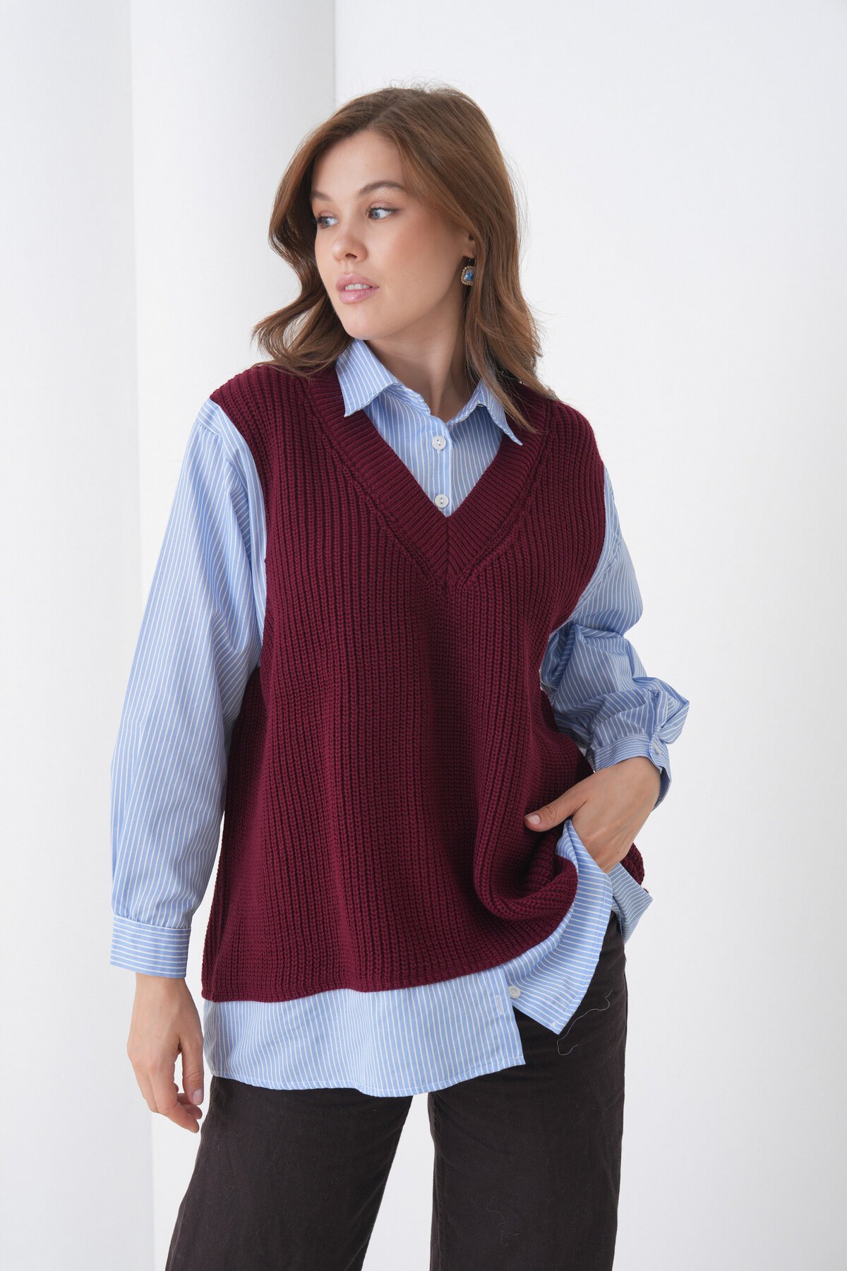 Kadın Uzun Kol Gömlek Yaka İçi Gömlekli Triko Yelekli Spor Şık Gömlek Kazak