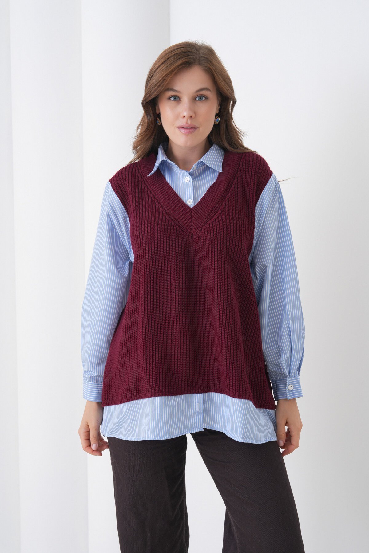 Kadın Uzun Kol Gömlek Yaka İçi Gömlekli Triko Yelekli Spor Şık Gömlek Kazak