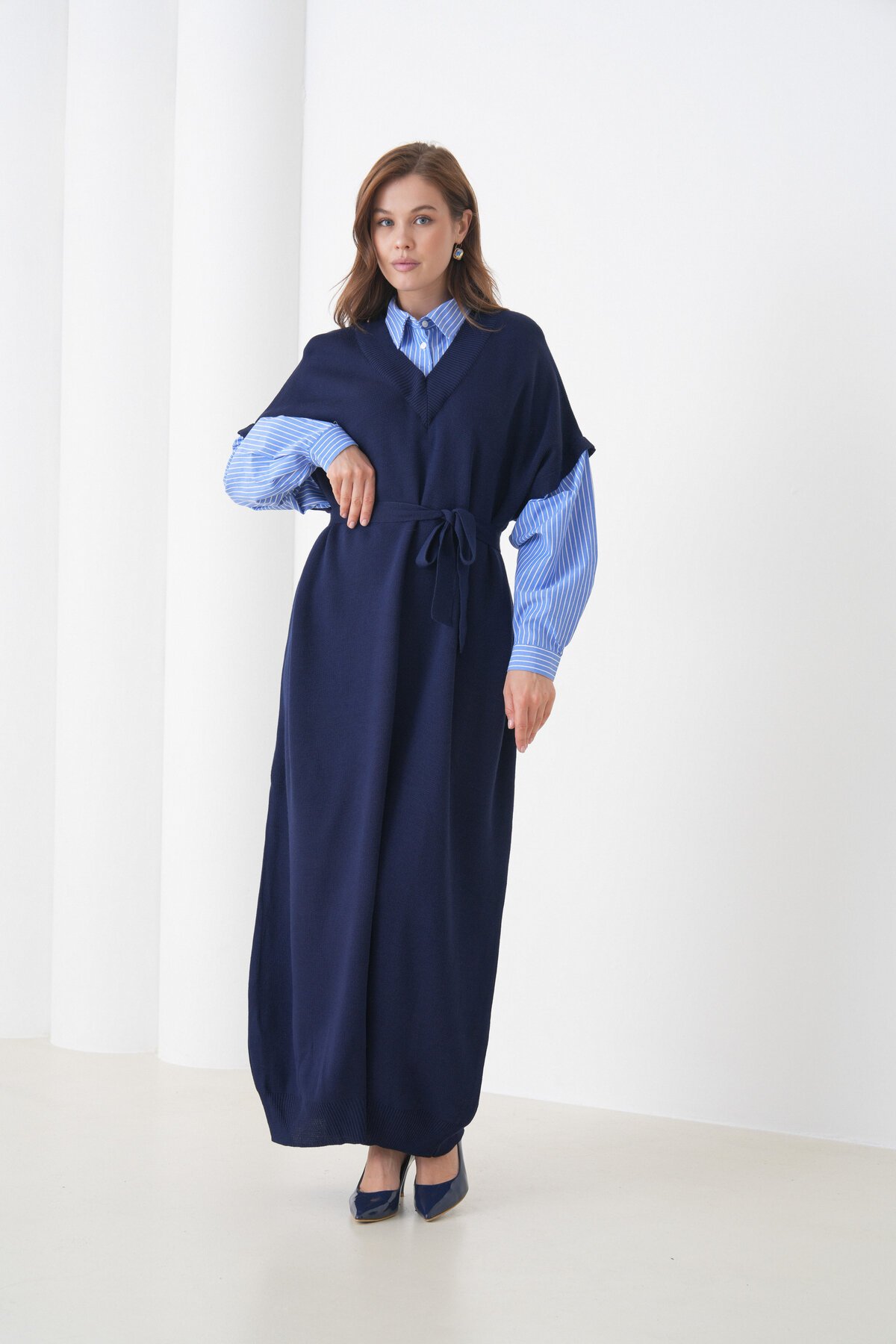 Kadın Uzun Kol Gömlek Yaka İçi Gömlekli Triko Kuşaklı Triko Spor Şık Elbise