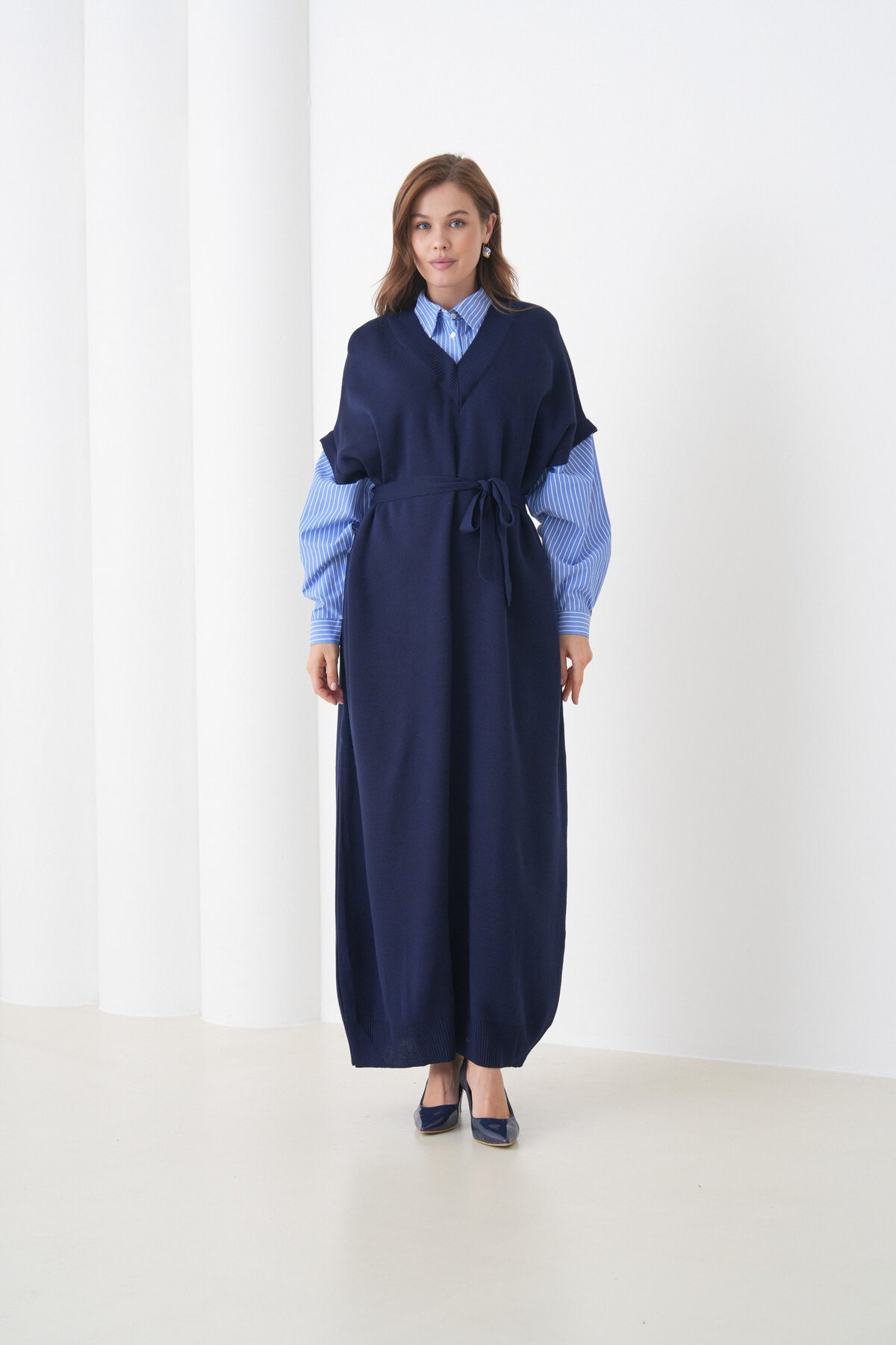 Kadın Uzun Kol Gömlek Yaka İçi Gömlekli Triko Kuşaklı Triko Spor Şık Elbise