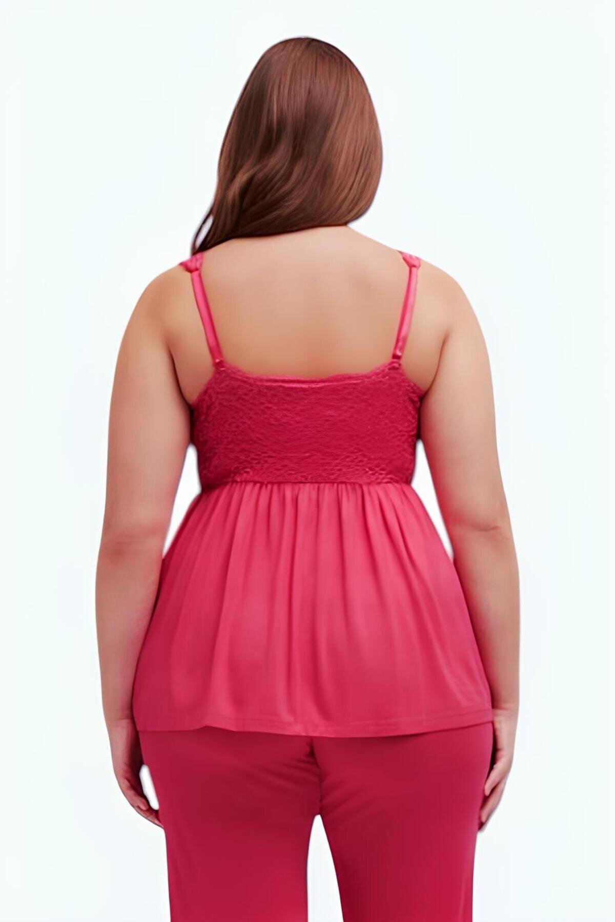 Kadın V Yaka Dantel Detay Askılı Şık Büyük Beden Curve Viskon Gecelik Bluz