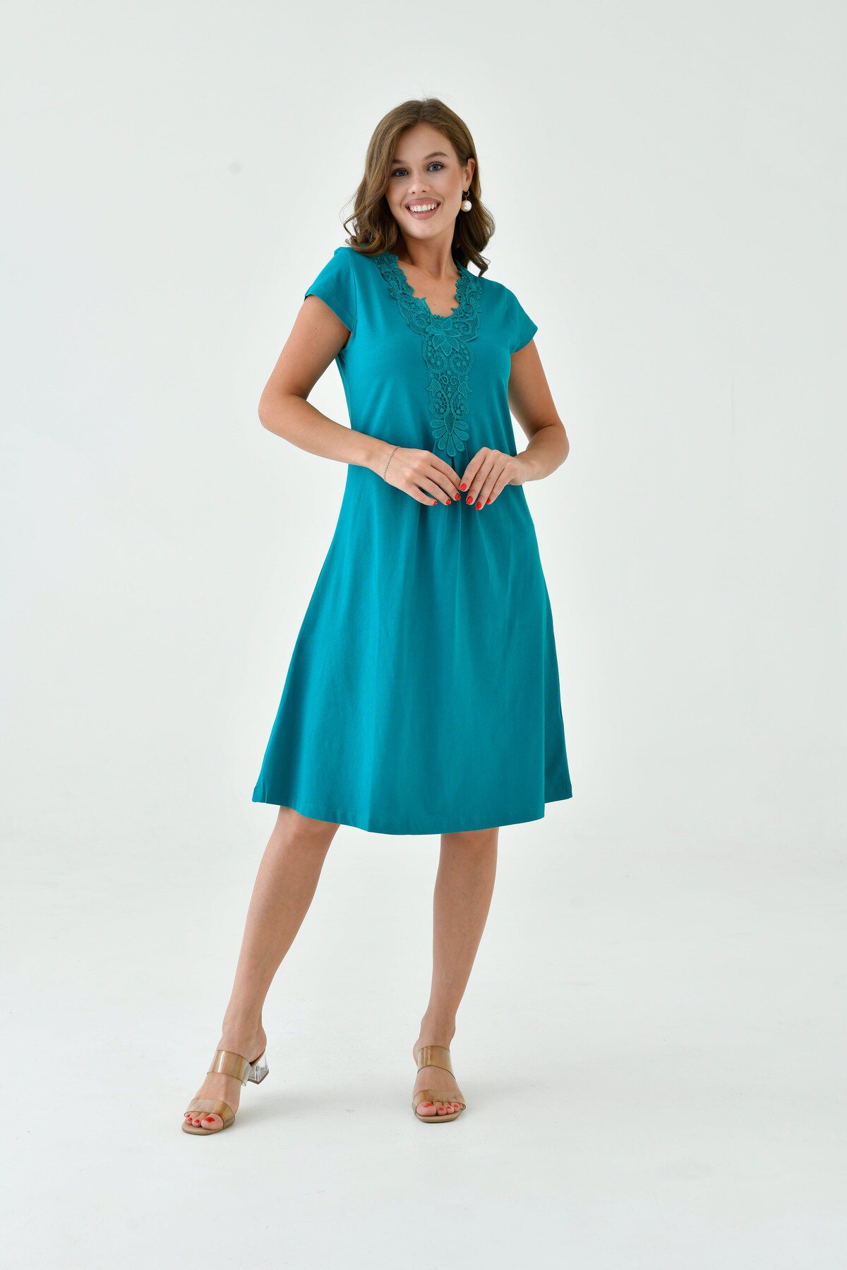 Kadın Yakası Güpürlü A Kesim Yarım Kol Viskon Günlük Midi Boy Büyük Beden Elbise Gecelik