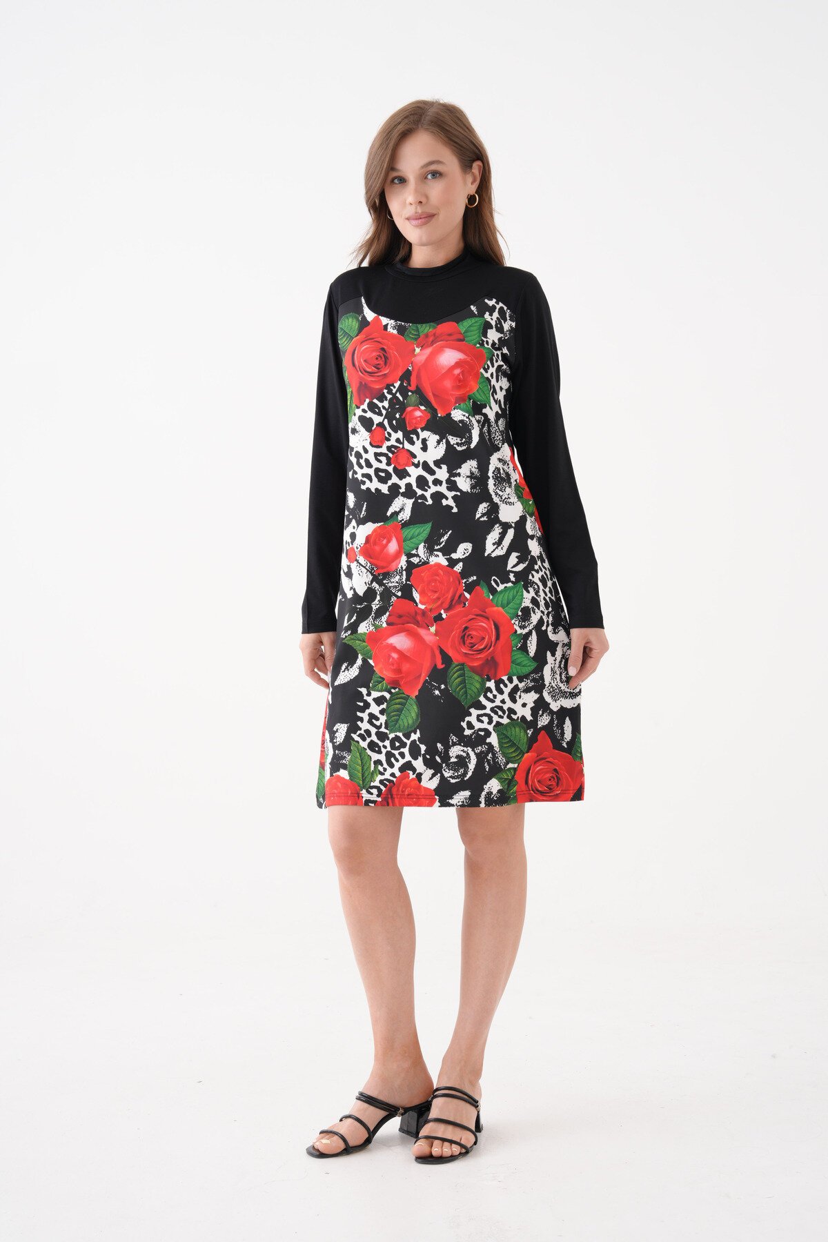 Kadın Yarım Balıkçı Uzun Kol Çiçek Desen Viskon Şık Tesettüre Uygun Tunik Curve Büyük Beden Elbise