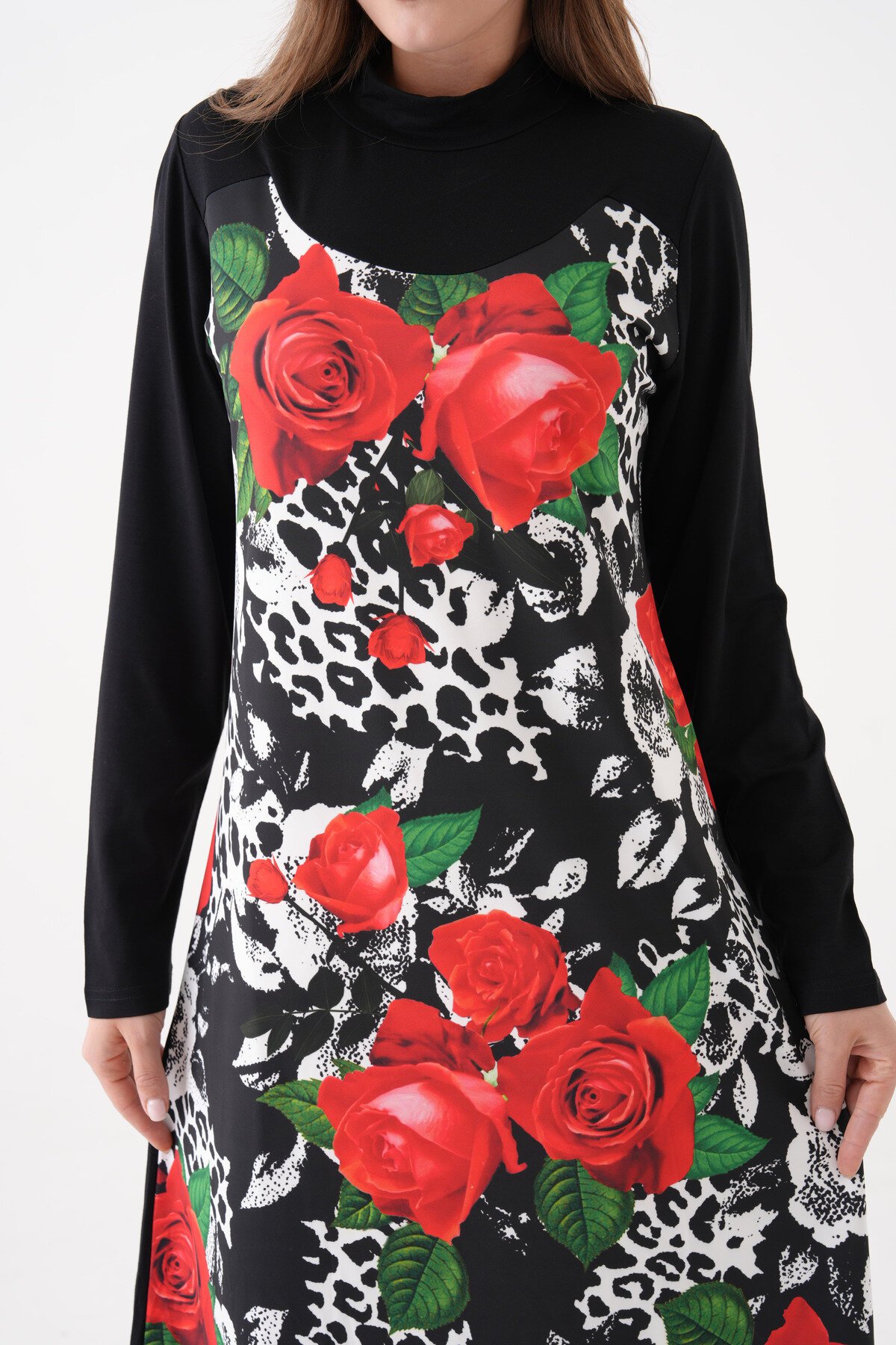 Kadın Yarım Balıkçı Uzun Kol Çiçek Desen Viskon Şık Tesettüre Uygun Tunik Curve Büyük Beden Elbise