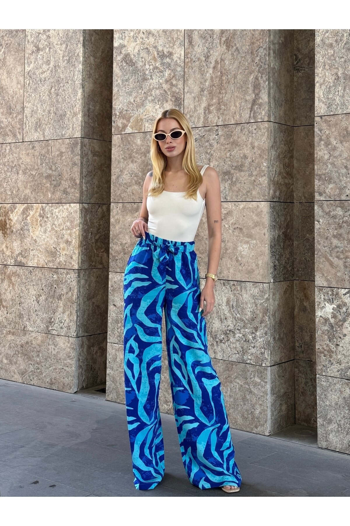 Kadın Yüksek Bel Kuşaklı Desenli %100 Viscose Pamuk Geniş Paça Şık Casual Büyük Beden Curve Pantolon