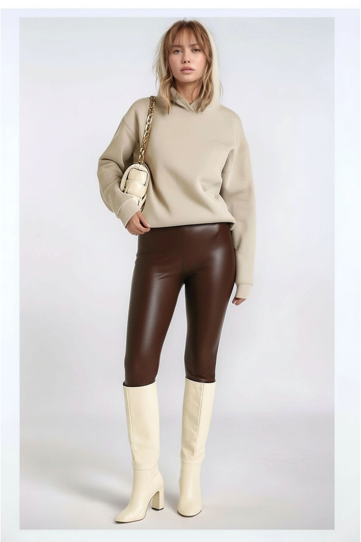 Kadın 3 İplik Kalın Kapüşonlu Oversize Curve Kalıp Uzun Kol Sweatshirt Kazak