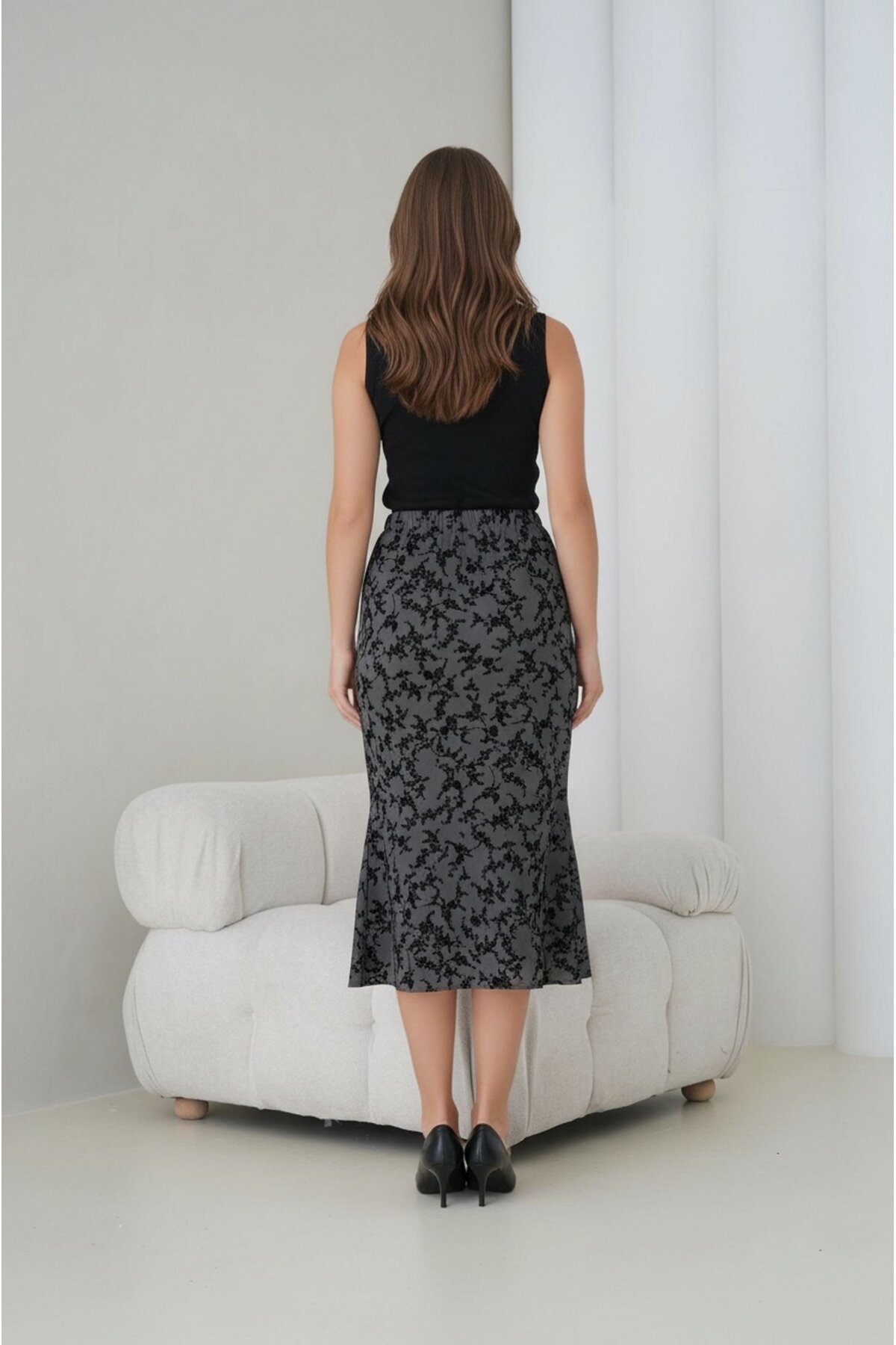 Kadın Beli Lastikli Çiçek Desenli Tül Balık Kesim Eteği Volanlı Midi Boy Curve Şık Etek