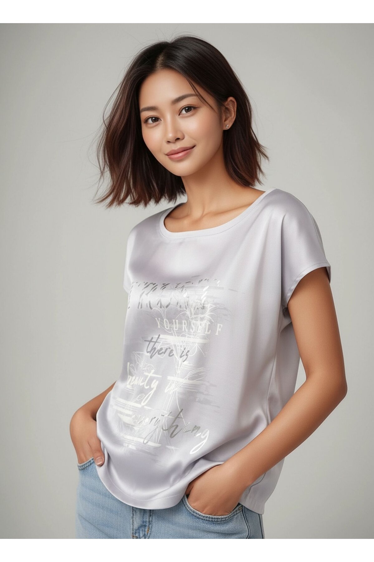 Kadın Bisiklet Yaka Saten Viskon Kısa Kol Spor Şık Desenli Bluz