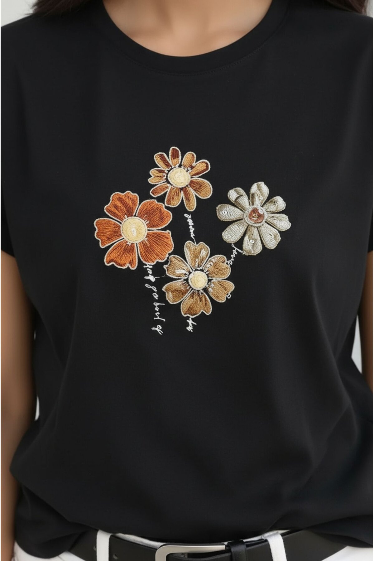 Kadın Bisiklet Yaka Jersey Pamuklu Çiçek Nakışlı Kısa Kol Spor Şık Bluz