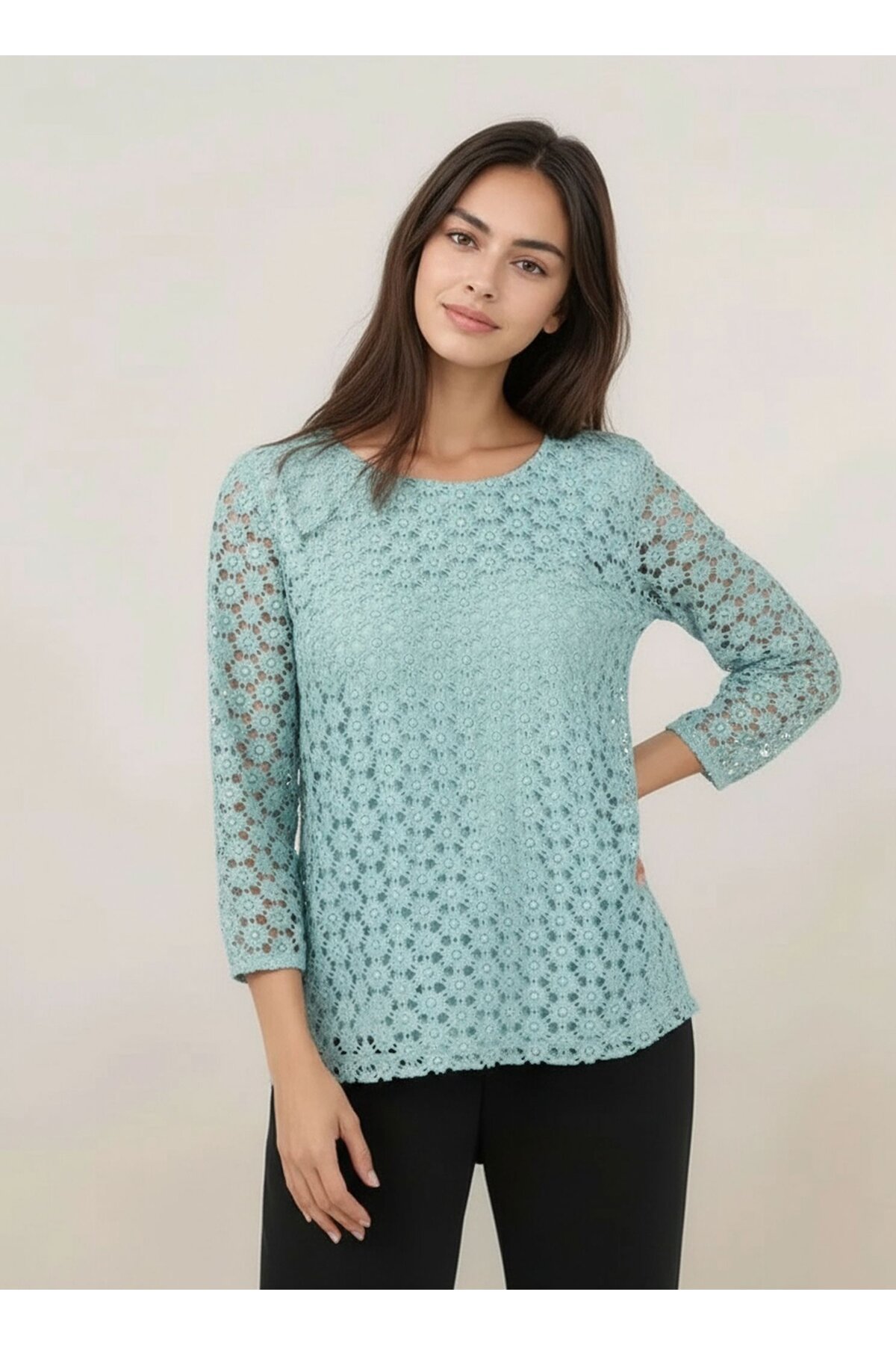 Kadın Bisiklet Yaka Truvakar Kol Çiçek Güpürlü Büyük Beden Curve Bluz