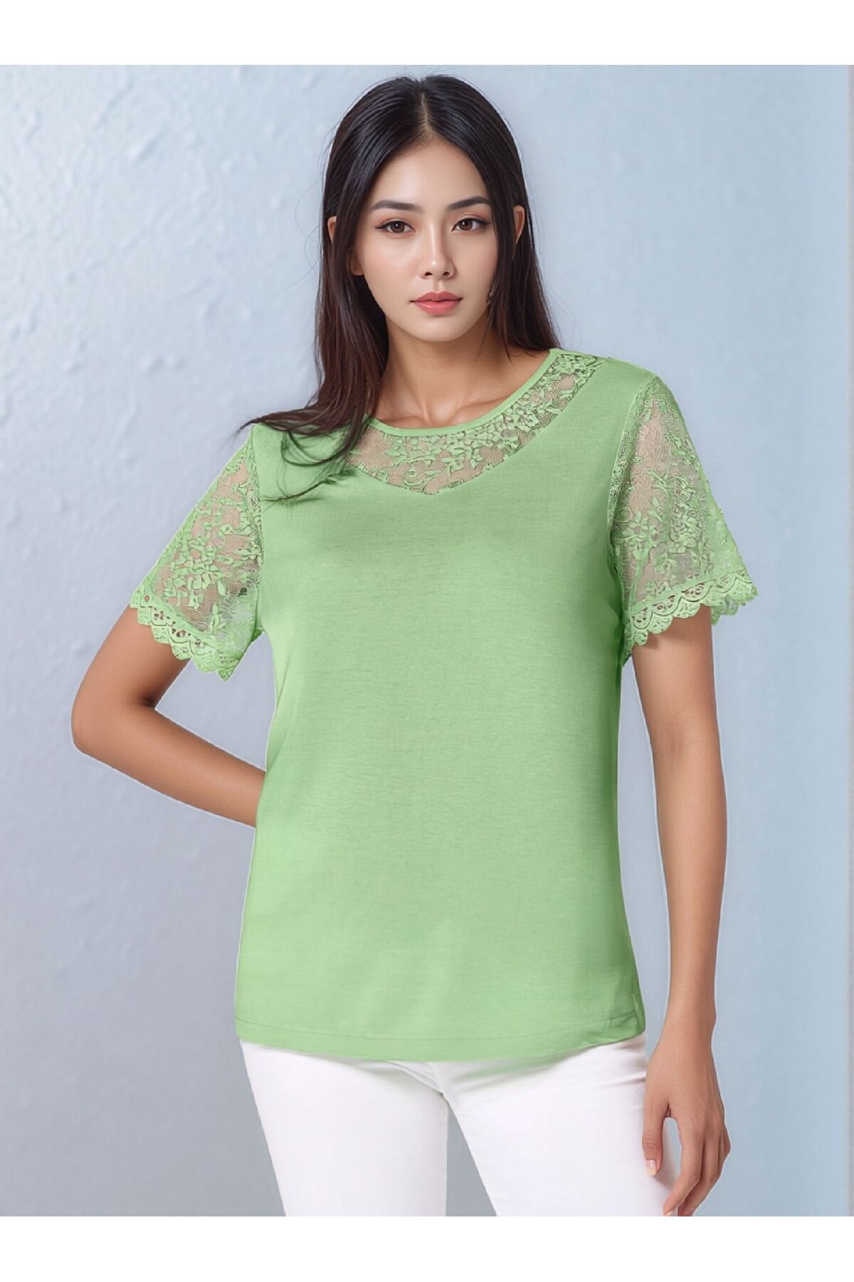 Kadın Bisiklet Yaka Yarım Dantel Kol ve Yaka Detay Viskon Büyük Beden Curve Bluz