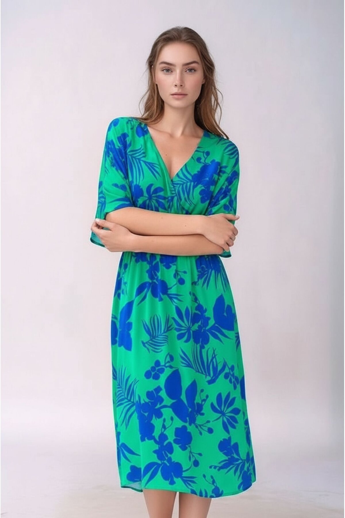 Kadın Çiçek Desen Şık Pamuk Yarım Volanlı Kol V Yaka Beli Lastikli Yazlık Curve Büyük Beden Elbise