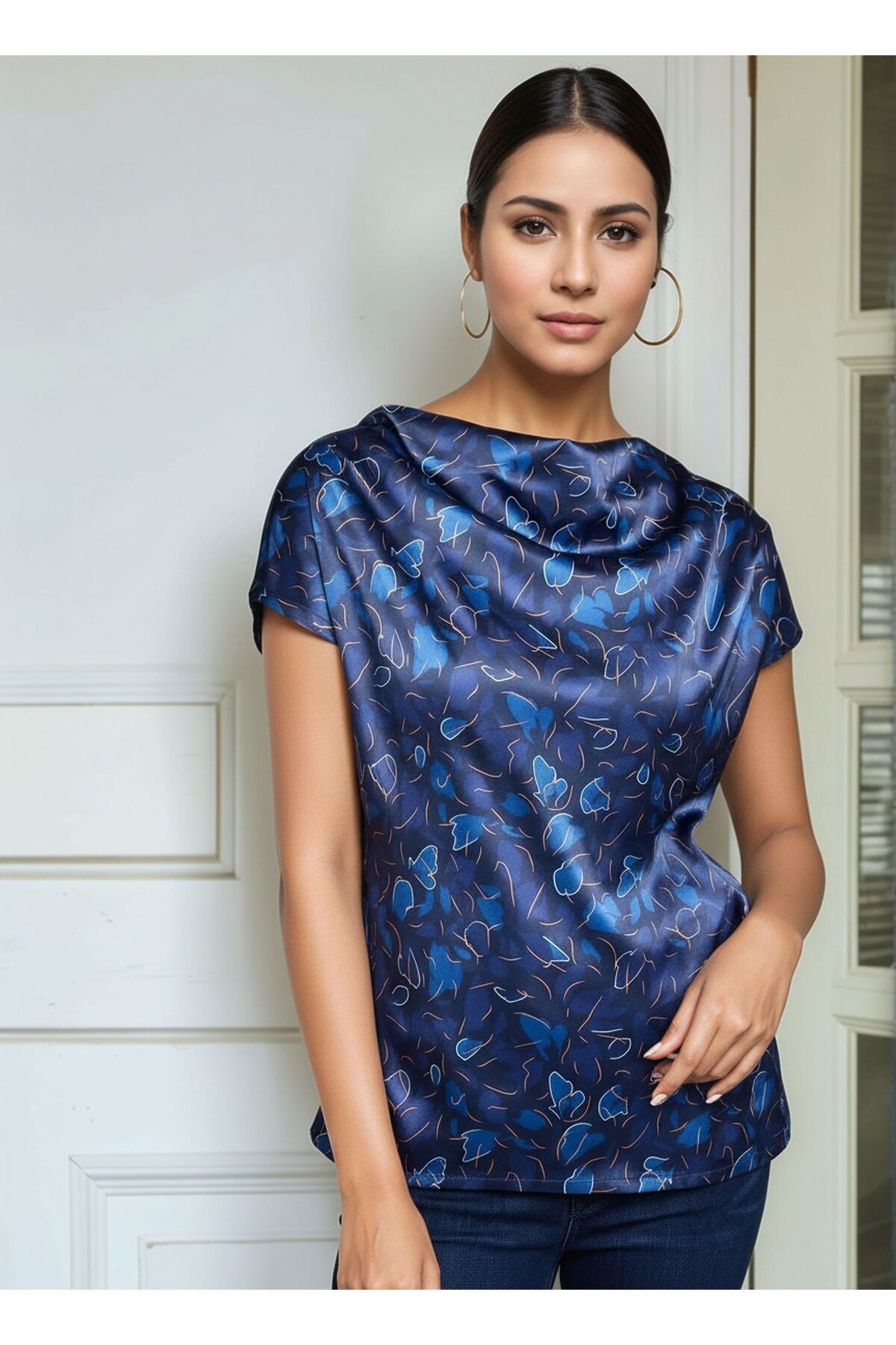 Kadın Degaye Yaka Saten Viskon Kısa Kol Spor Şık Desenli Bluz