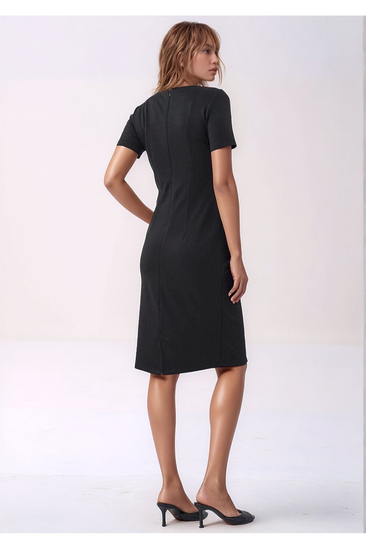 Kadın  V Yaka Kısa Kol Asimetrik Desen Şık Toparlayıcı Gece Gündüz Tasarım Elbise