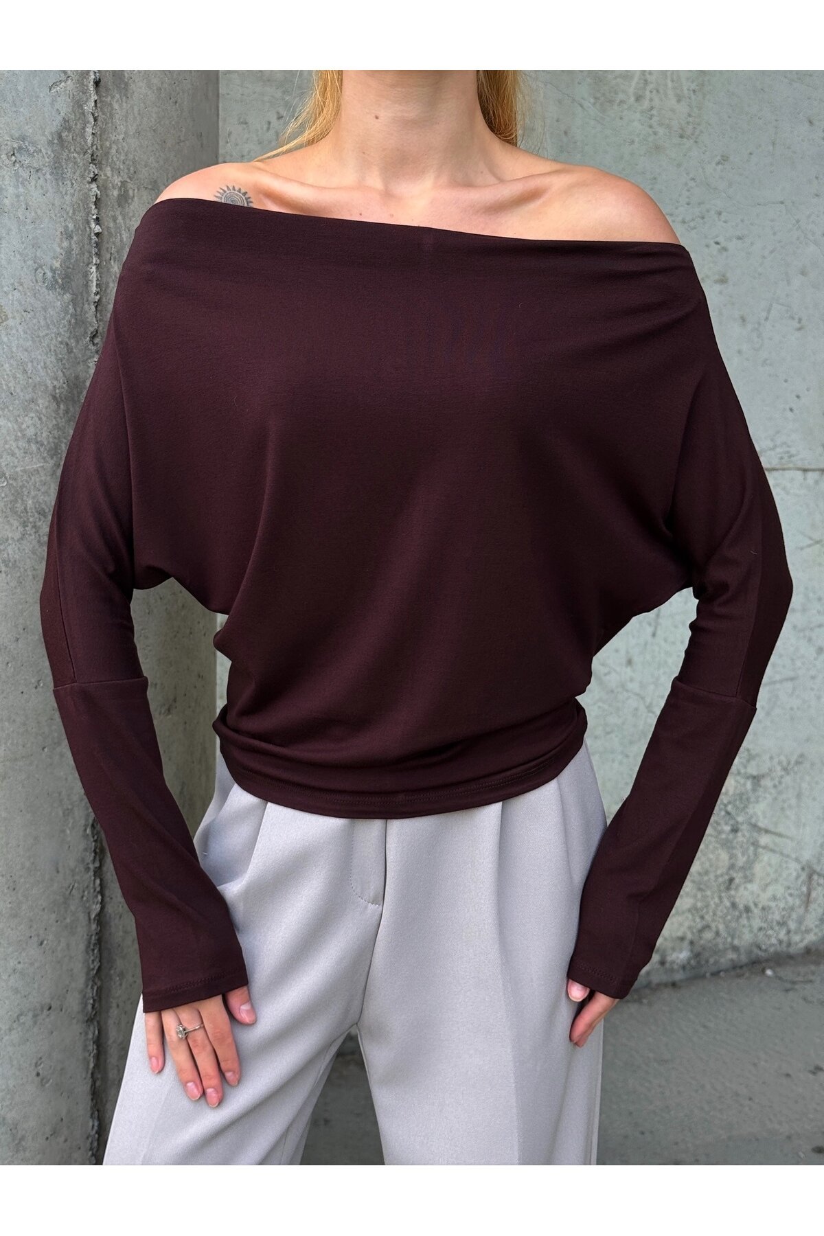 Kadın Kayık Yaka Full Esnek Asimetrik Kesim Comfort Spor Şık Tasarım Yumoş Bluz